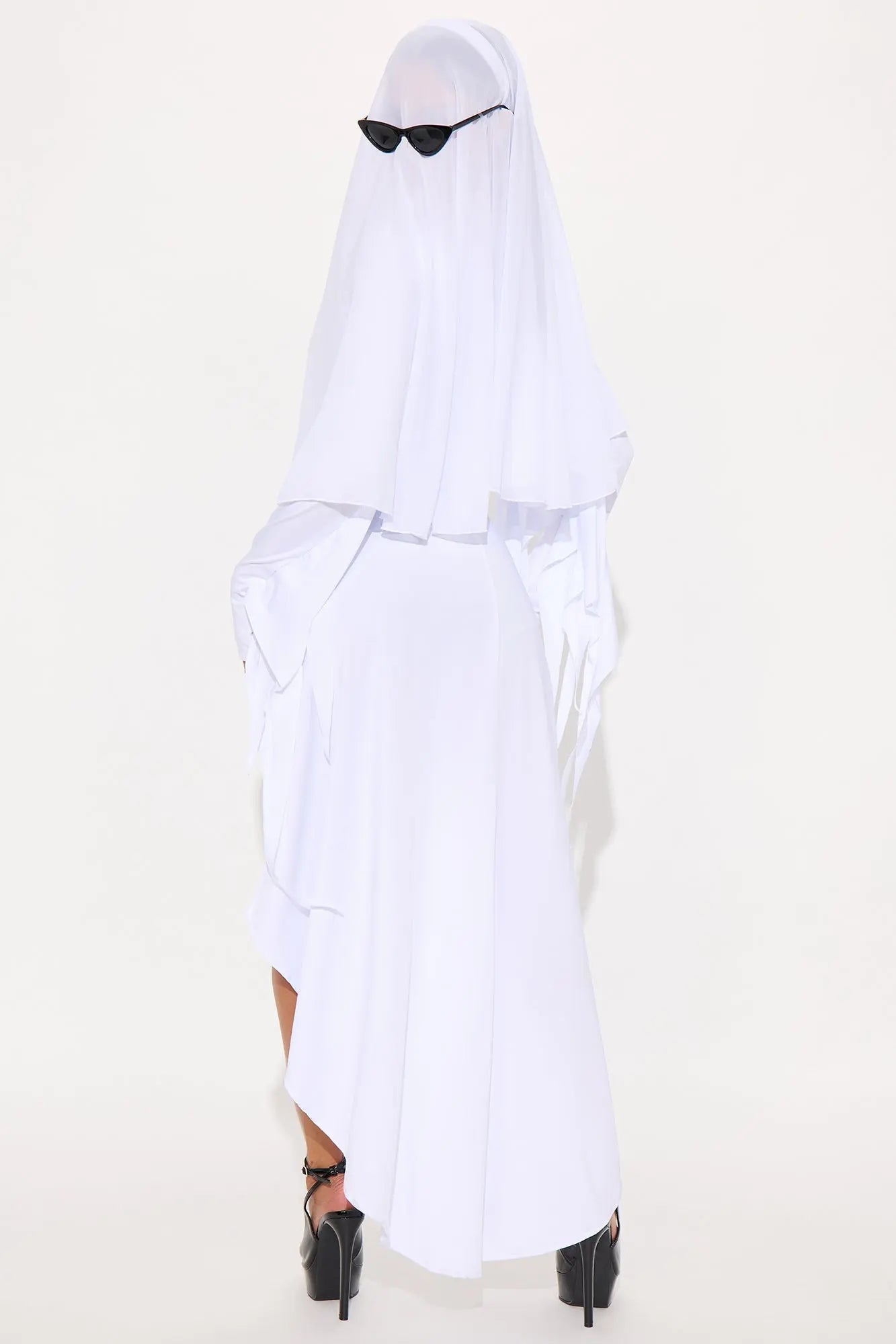Haunting Hottie 4 Piece Costume Set - White 