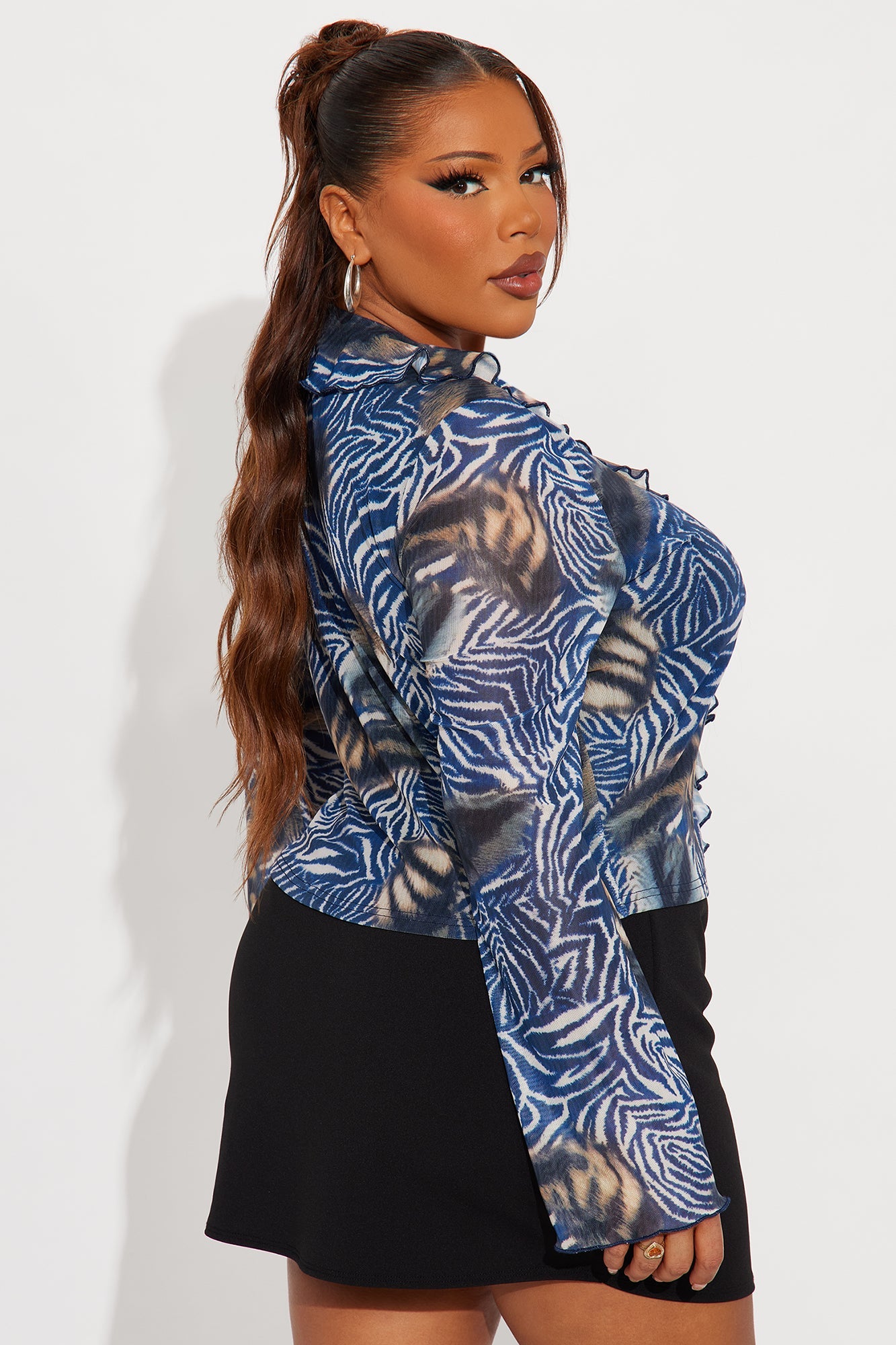 Jacklyn Animal Mesh Top - Blue/combo