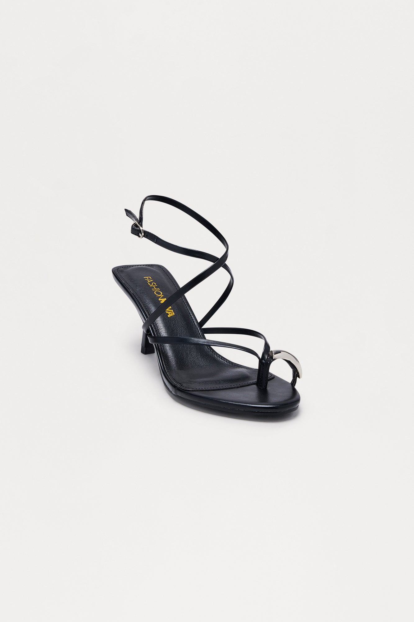 Andres Hardware Toe Ring Heels - Black