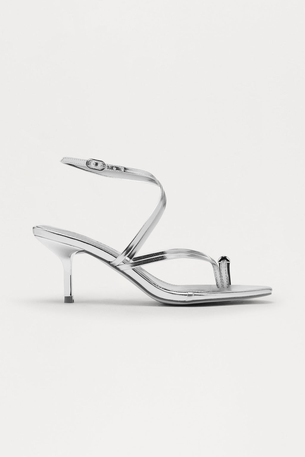 Andres Hardware Toe Ring Heels - Silver
