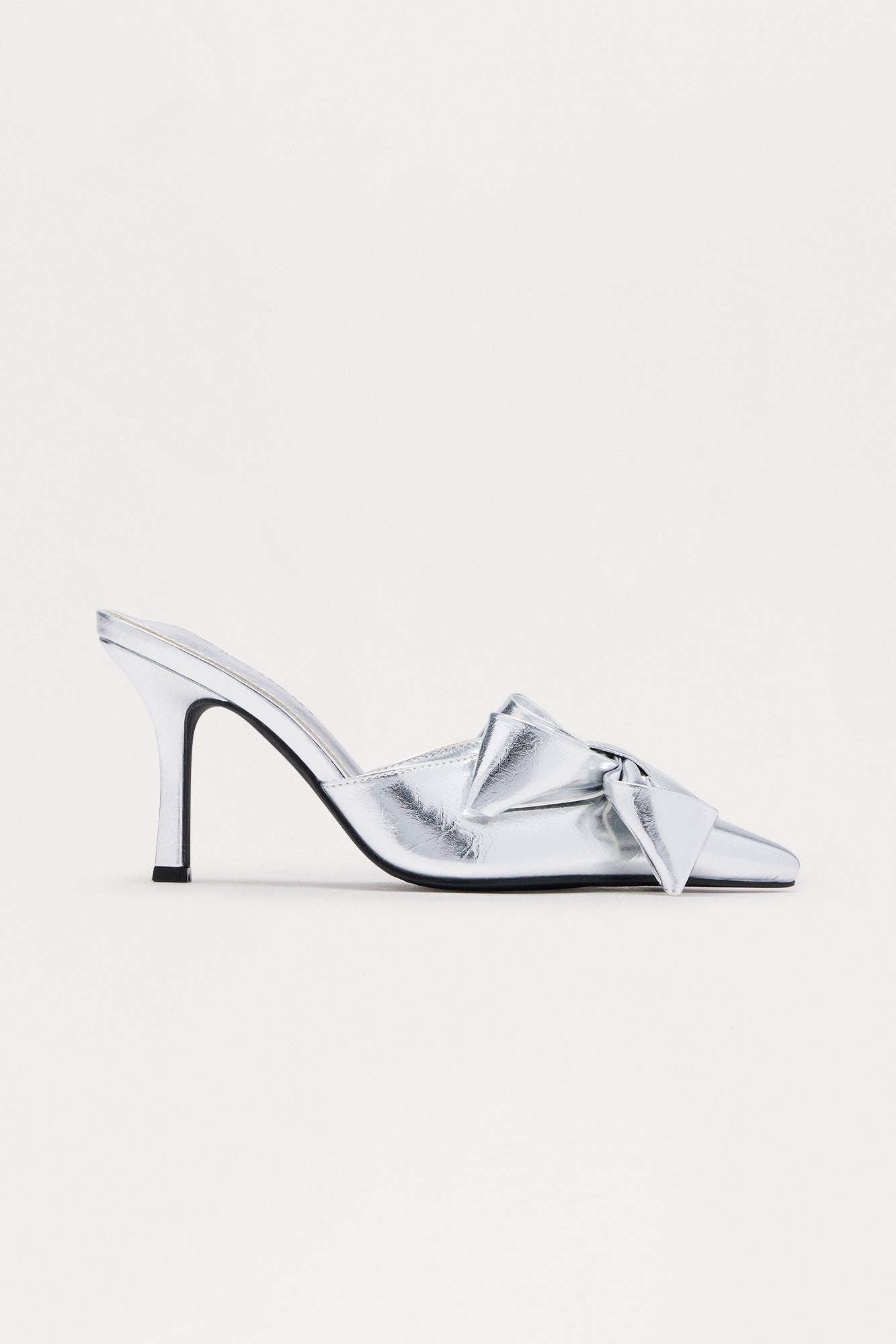 Shia Bow Pumps - Silver