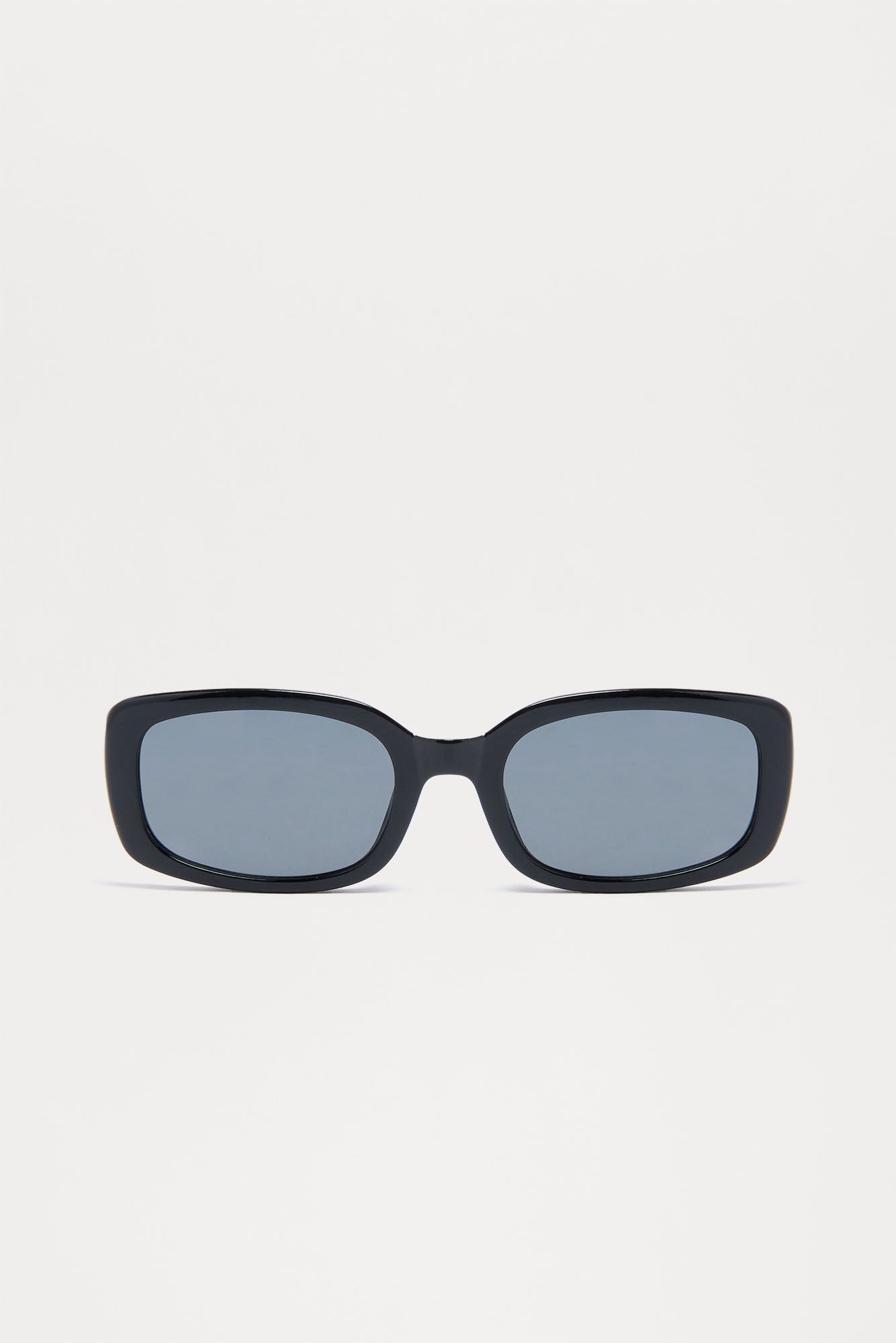 In Uniform Square Sunglasses - Black