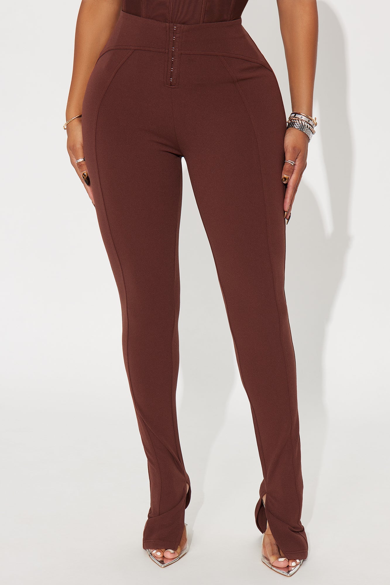 Pretty Iconic High Rise Skinny Pant 33″ - Brown 