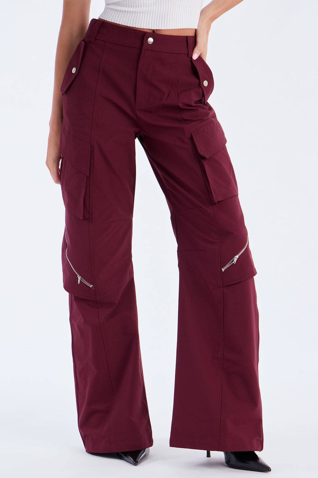 Don't Call Me Windbreaker Wide Leg Cargo Pant 33 - Plum 