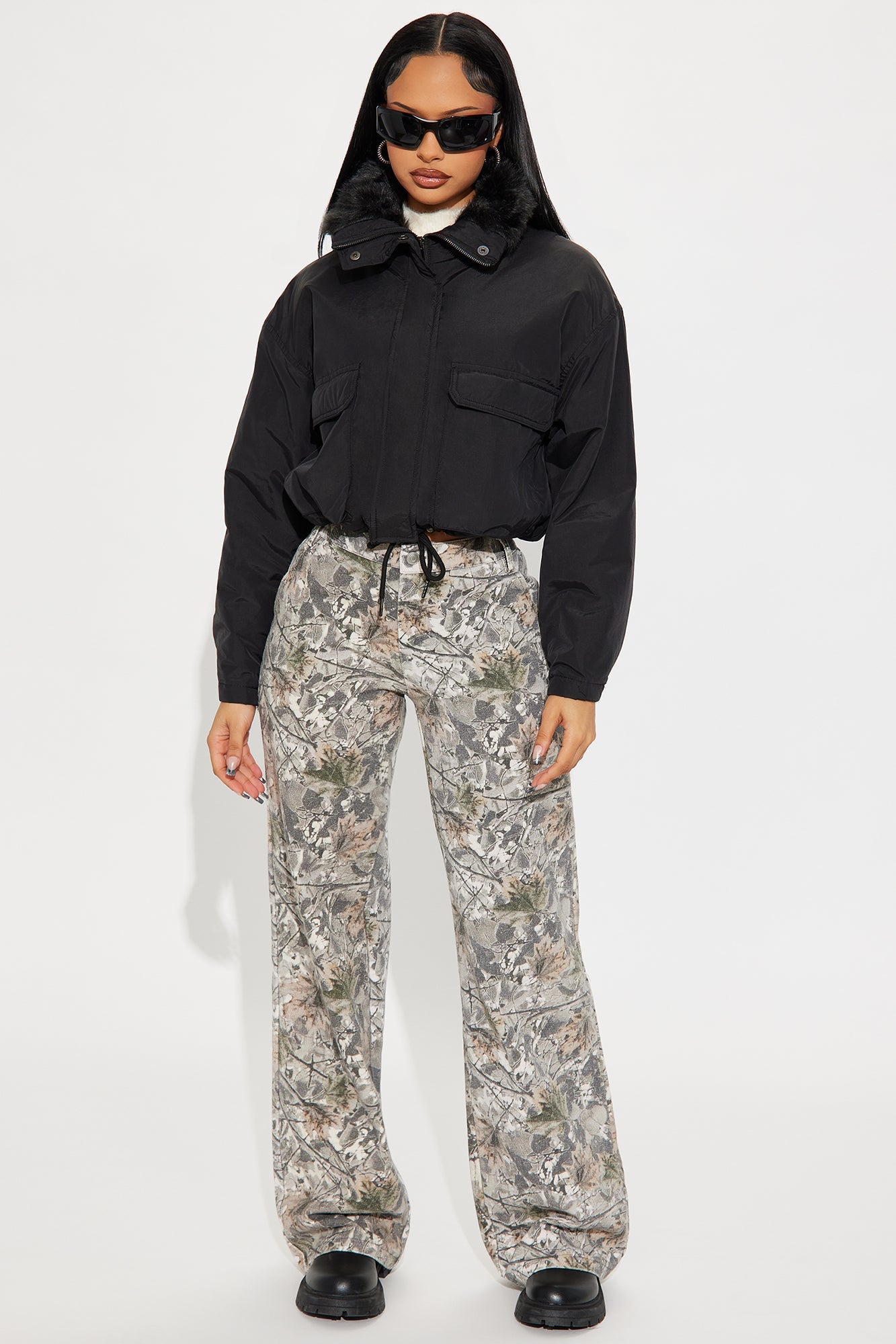 Snow Glow Puffer Jacket - Black