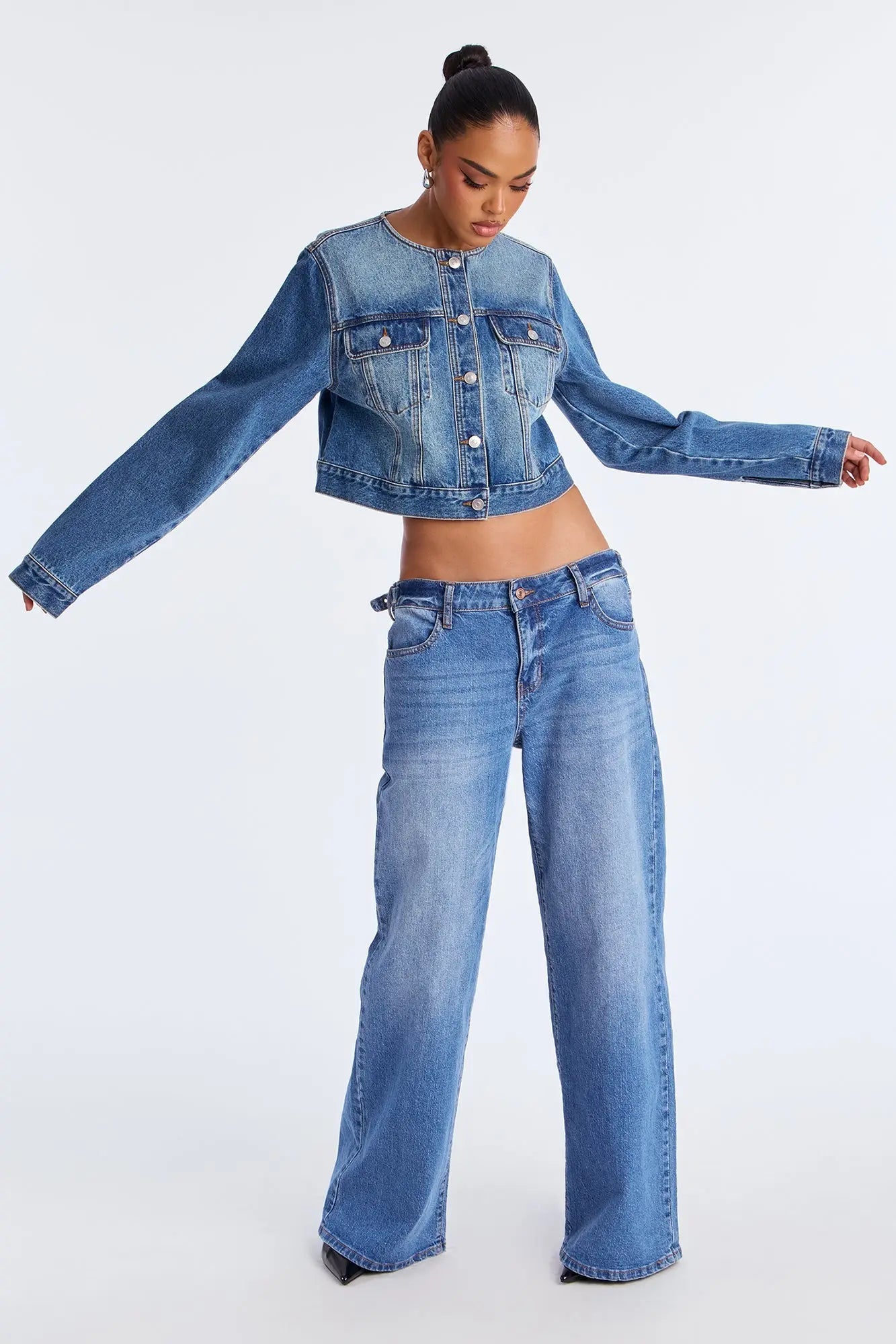 Flirty Denim Trucker Jacket - Medium Wash 