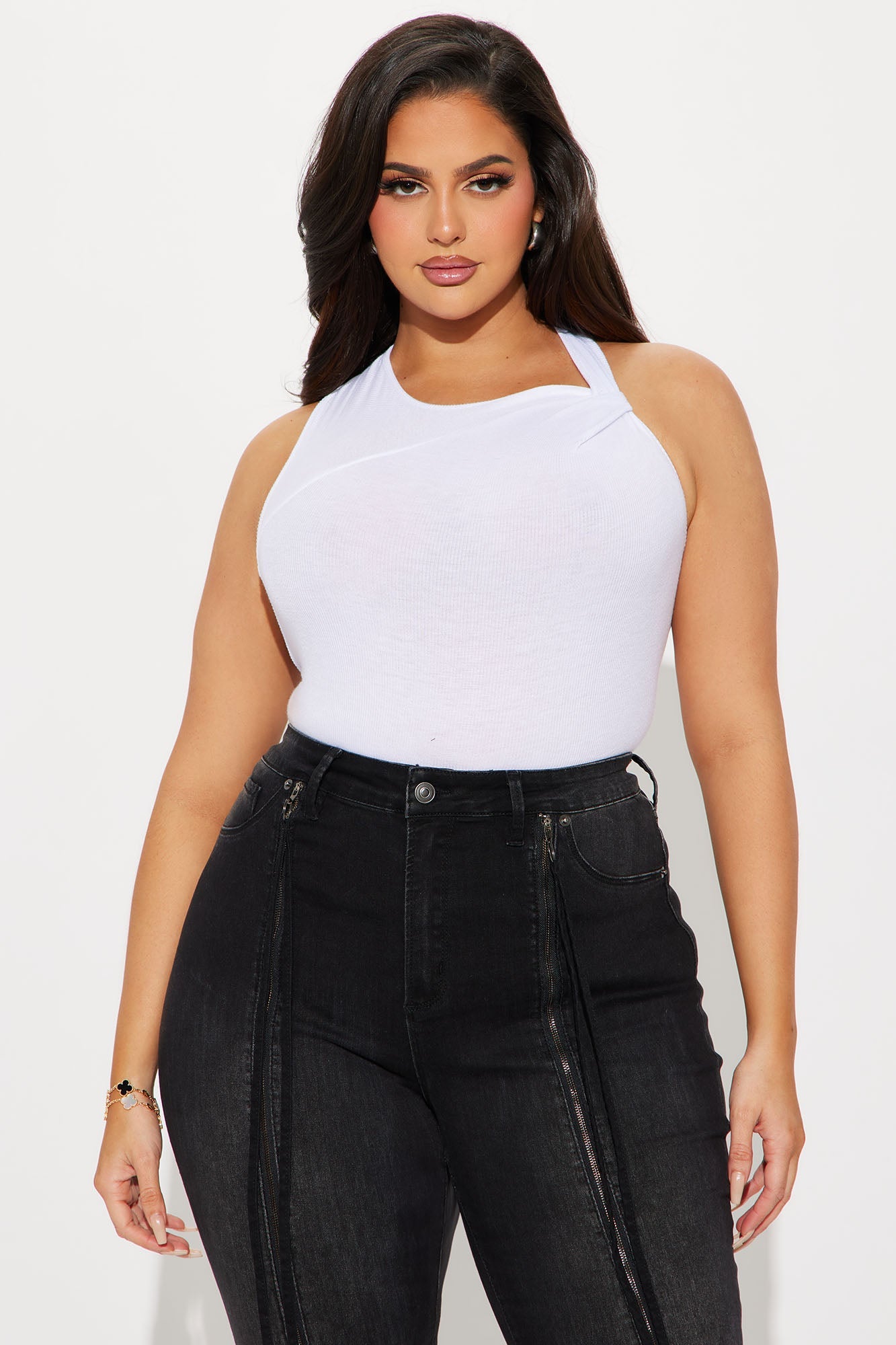 Movin Different Twist Top - White
