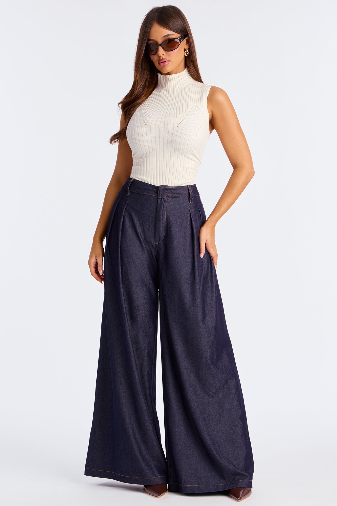 Amiah High Rise Chambray Wide Leg Pant 33 - Rinse Blue Wash 