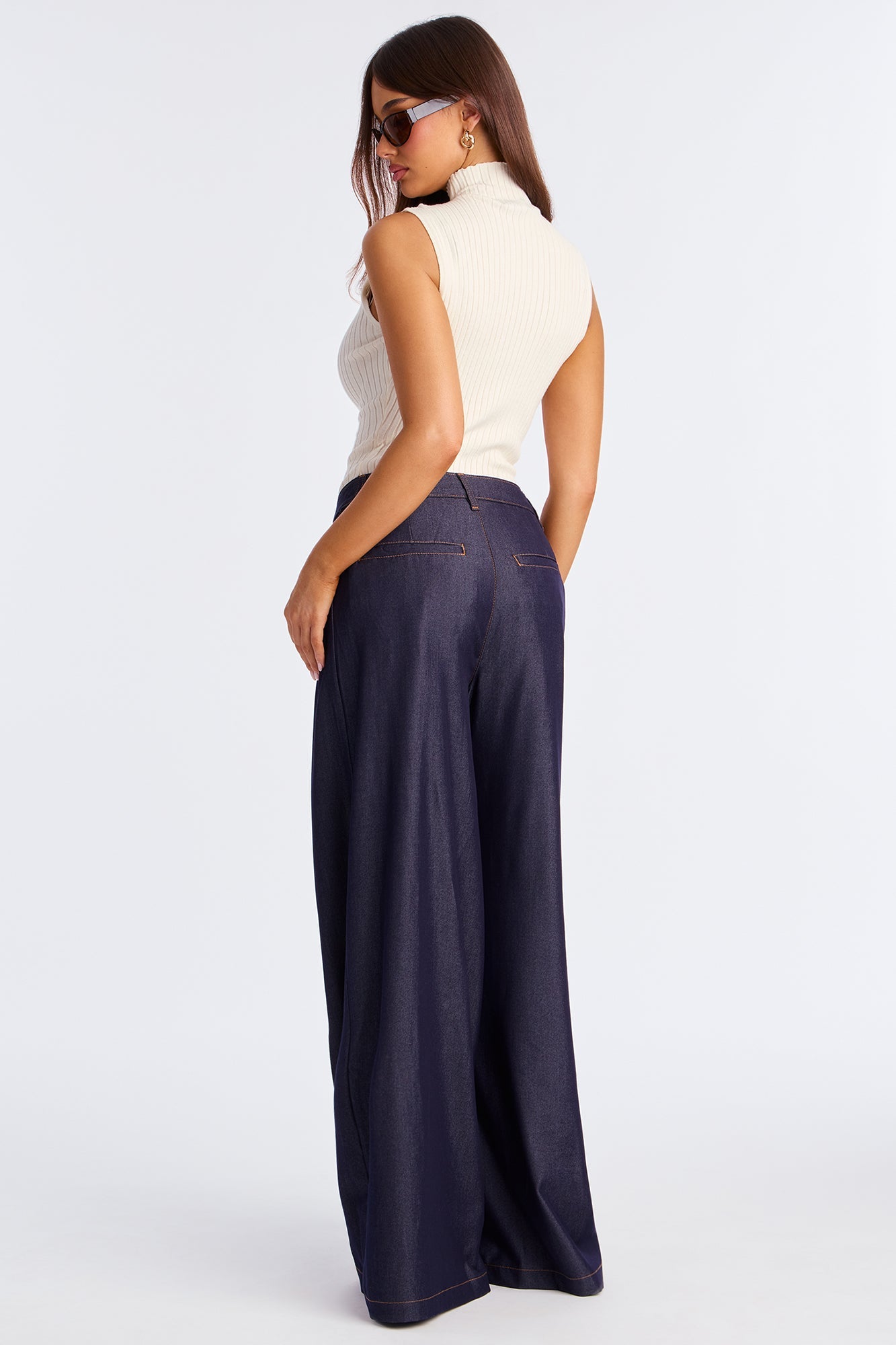 Amiah High Rise Chambray Wide Leg Pant 33 - Rinse Blue Wash 
