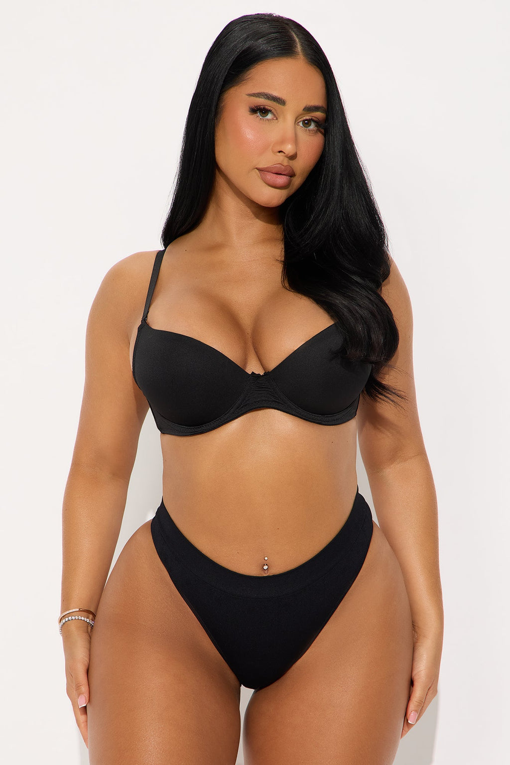 Cheeky Chic Seamless Thong Panty - Black 