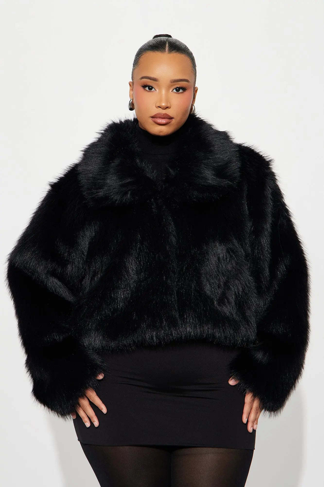 Full Of Charisma Faux Fur Cropped Coat - Black 