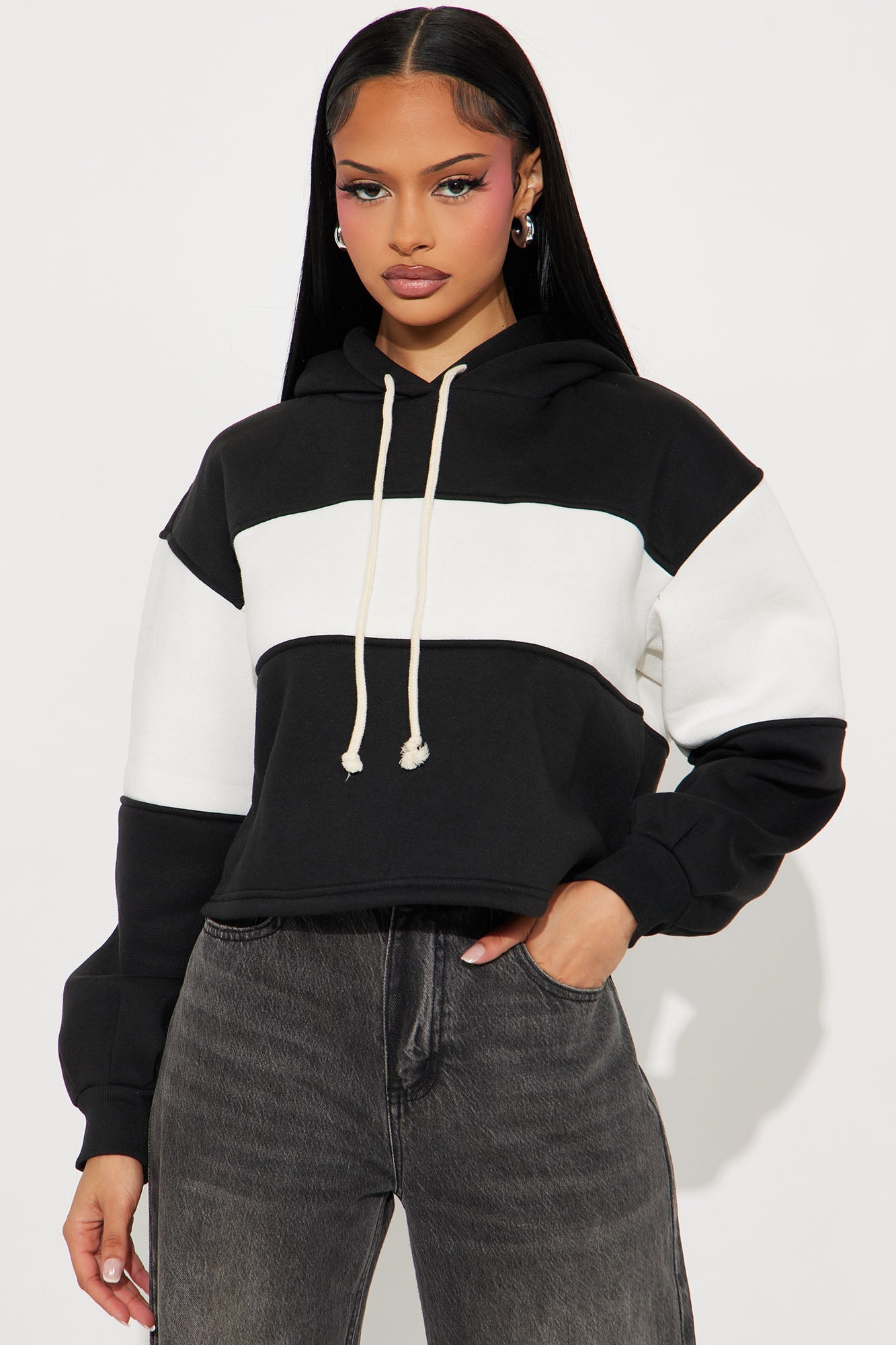 On The Move Fleece Sweatshirt Hoodie - Black