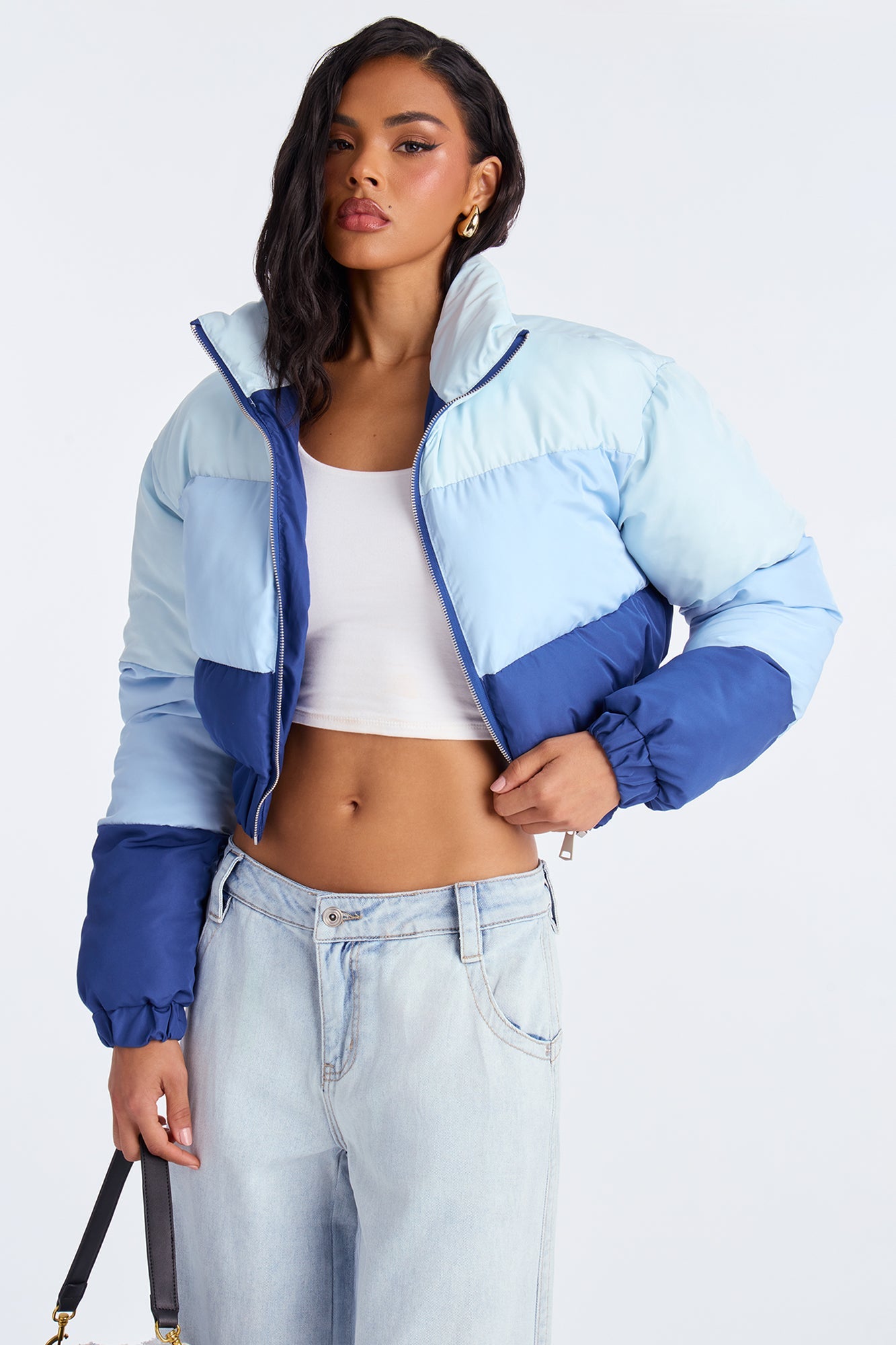 Drip Or Drown Ombre Cropped Puffer Jacket - Blue