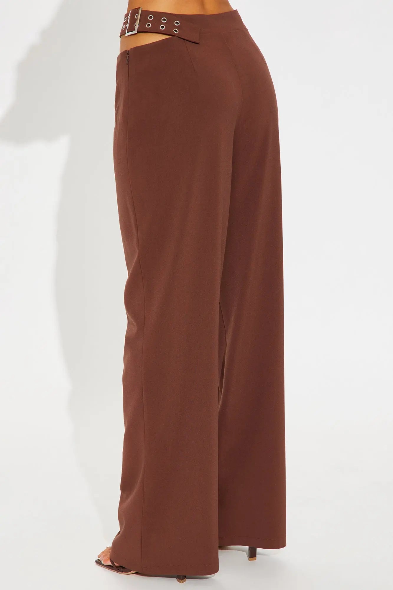 Set The Standard Cut Out Wide Leg Pant 33″ - Chocolate 