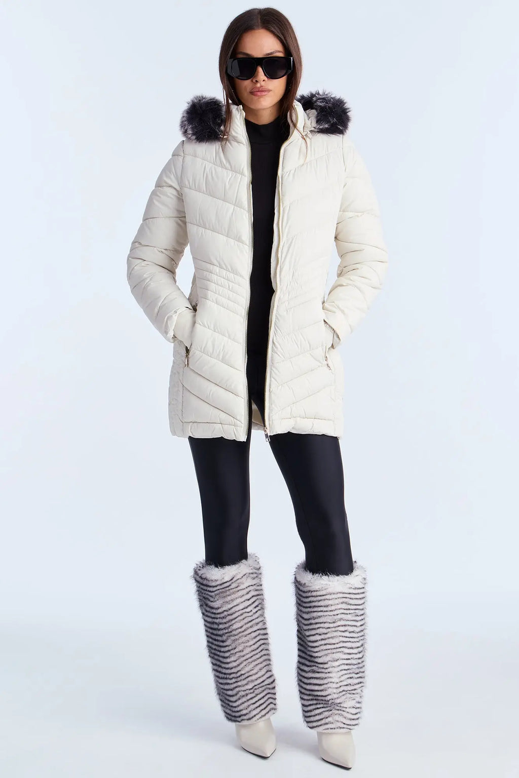 Ski Date Hooded Puffer Jacket - Pearl 