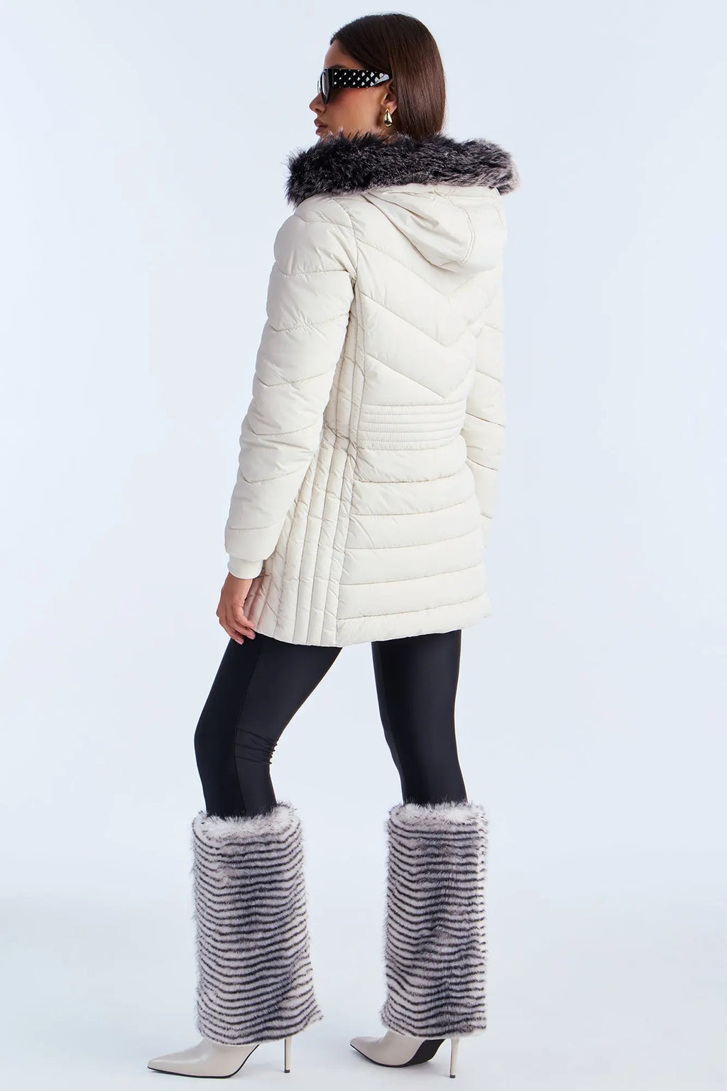 Ski Date Hooded Puffer Jacket - Pearl 