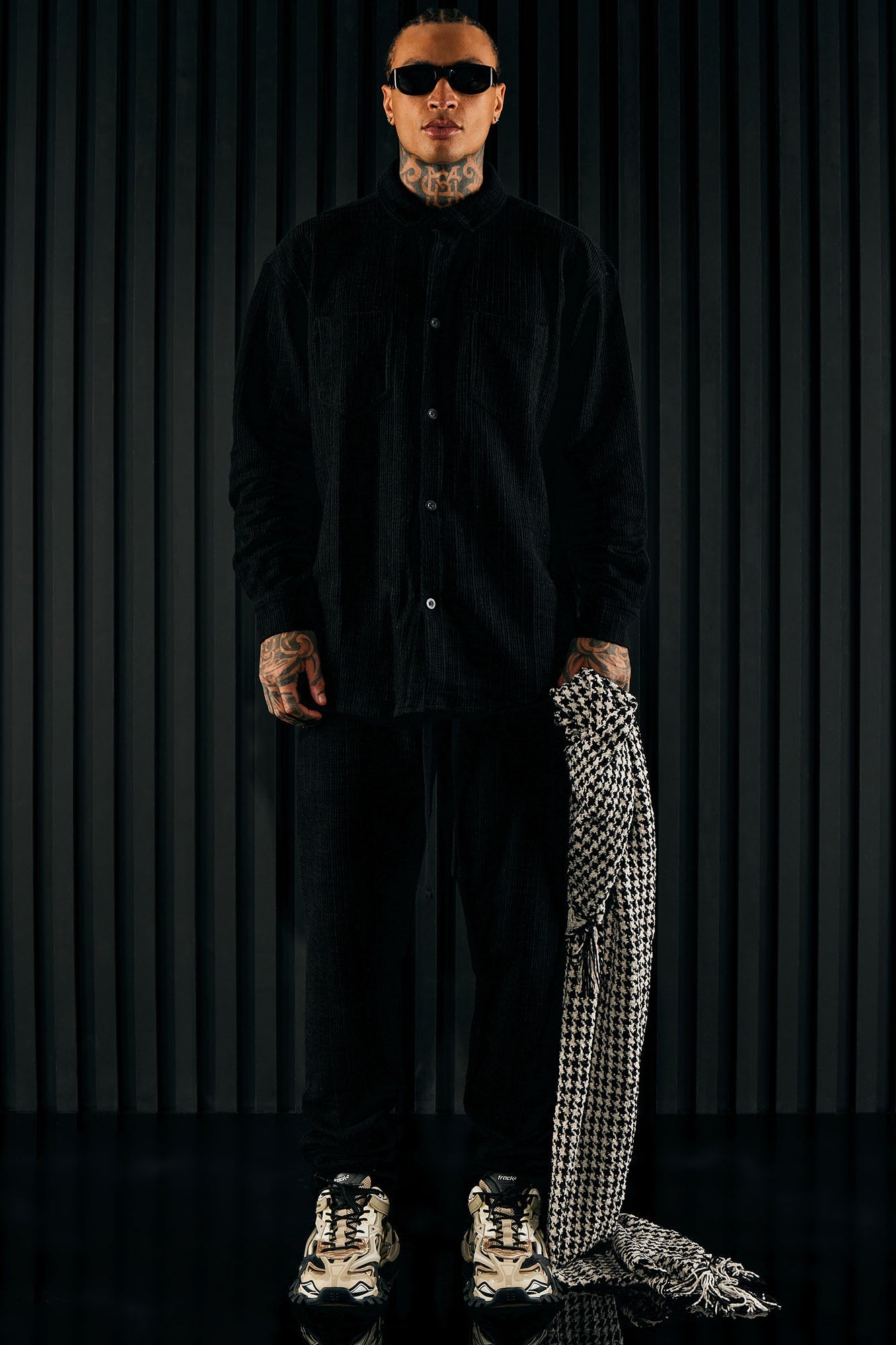 Dean Textured Long Sleeve Button Up Shirt - Black