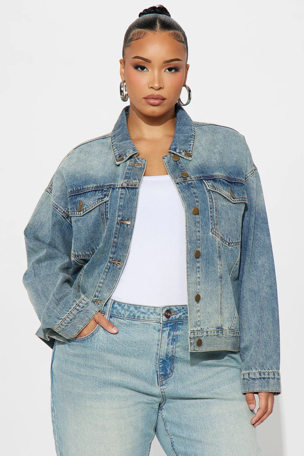 Madison Boyfriend Denim Trucker Jacket - Vintage Wash 