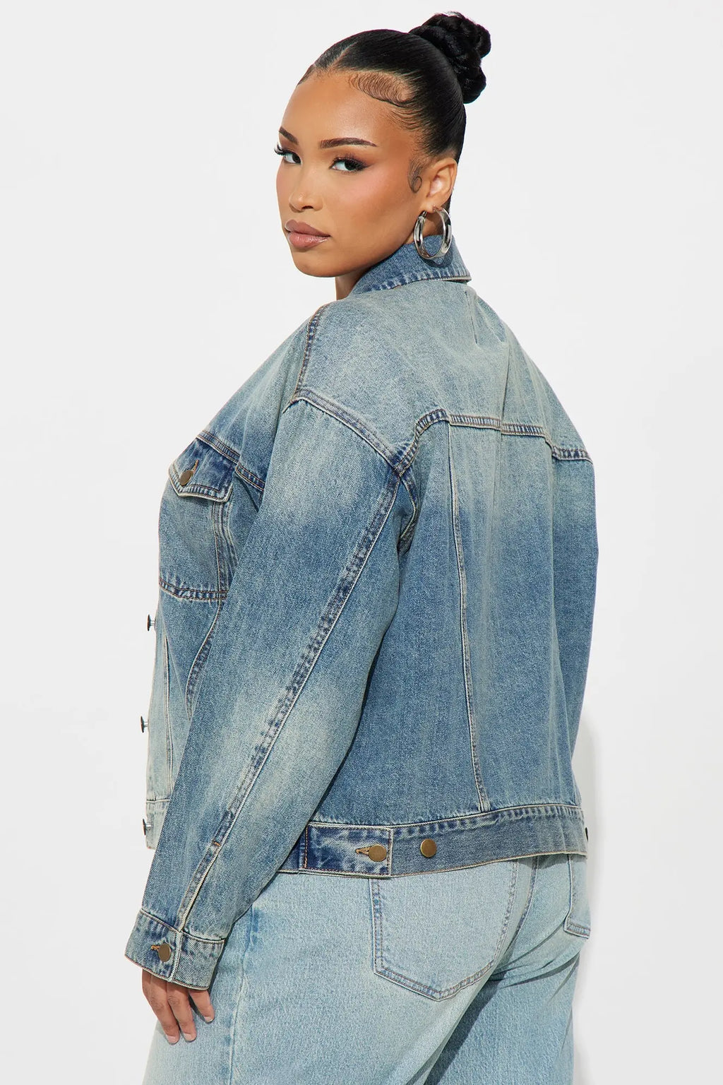 Madison Boyfriend Denim Trucker Jacket - Vintage Wash 