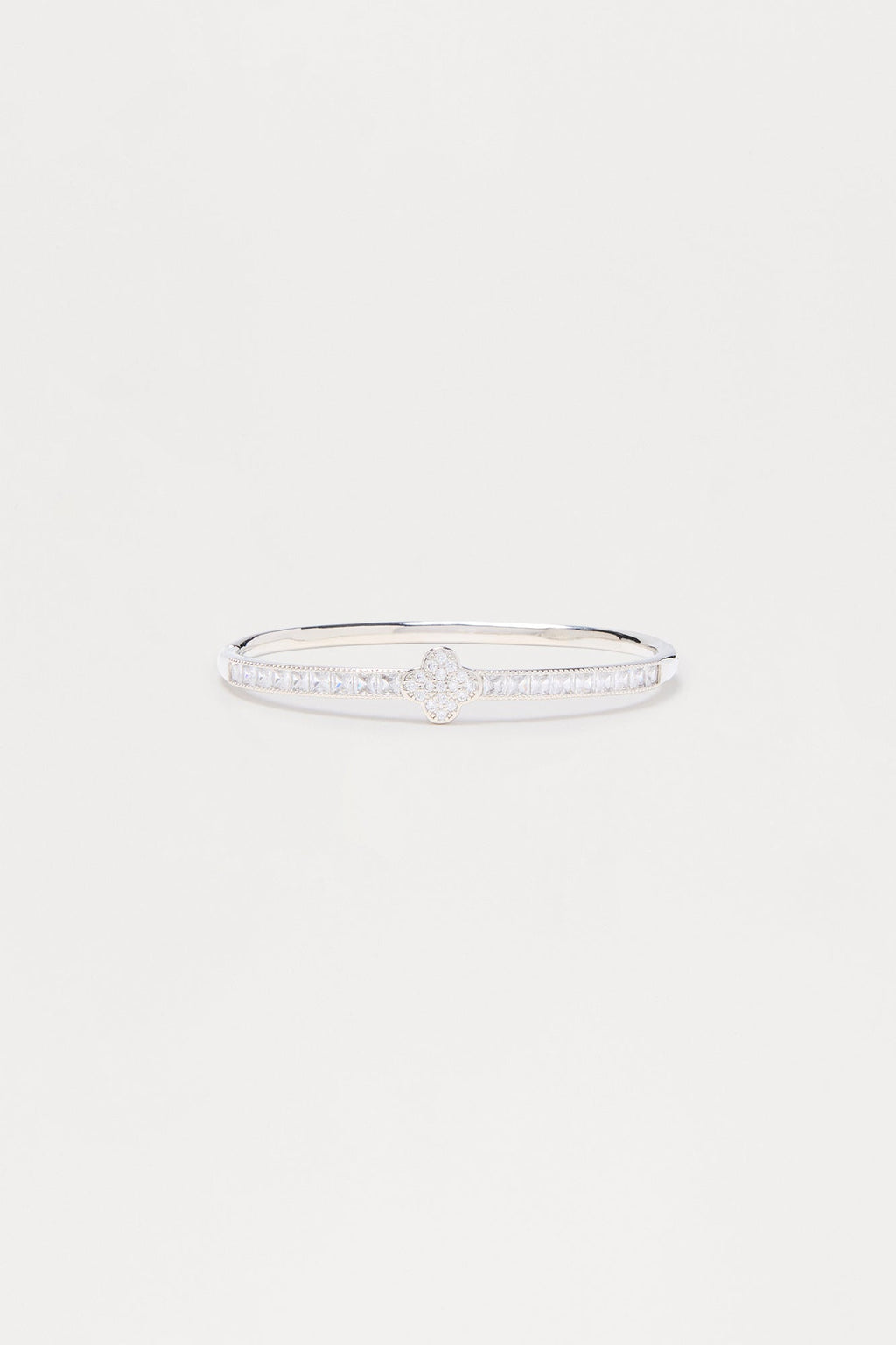 Lucky Dreamer Clover Rhinestone Embellished Bracelet - Silver