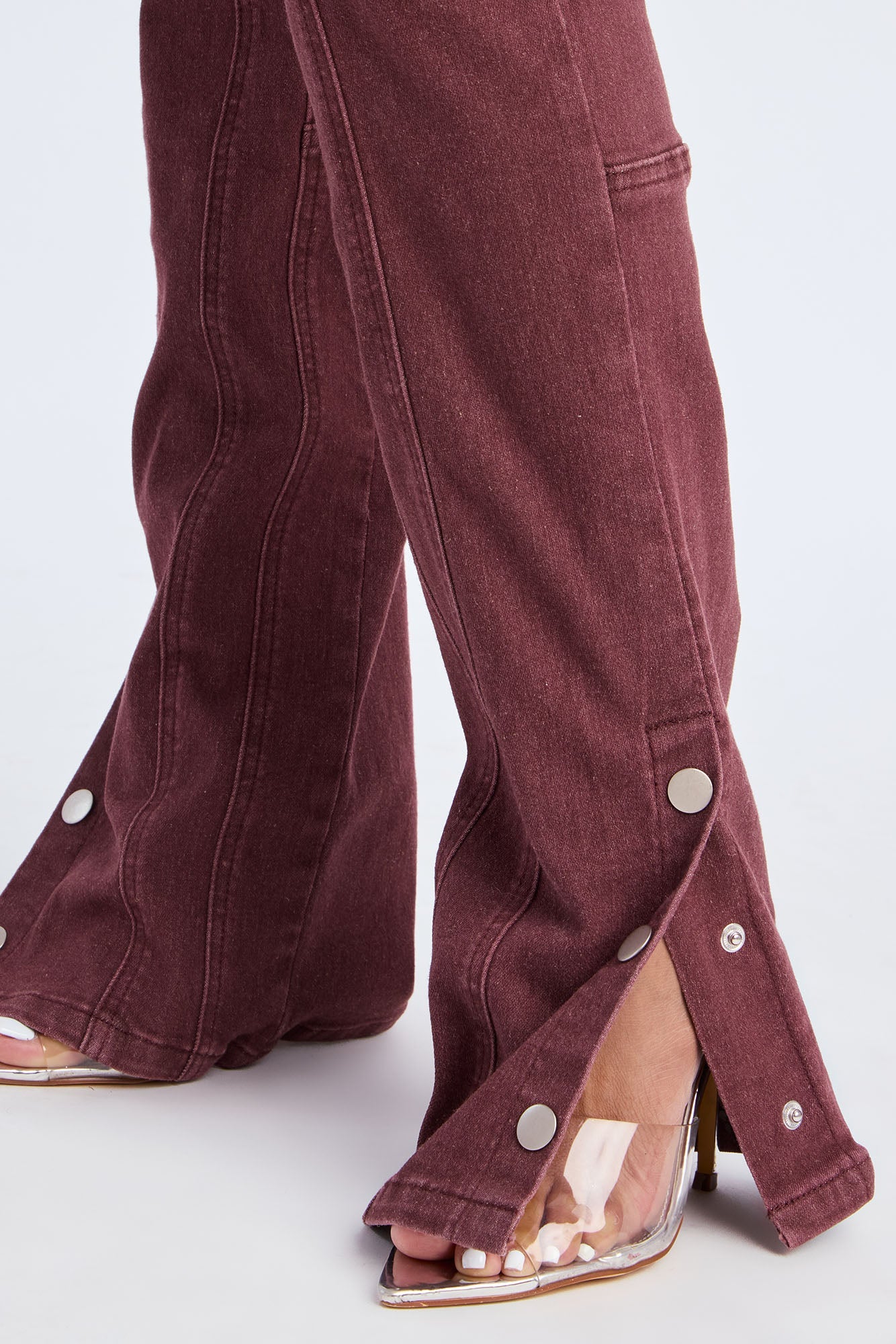 Chasin' You Mineral Wash Pant - Burgundy 
