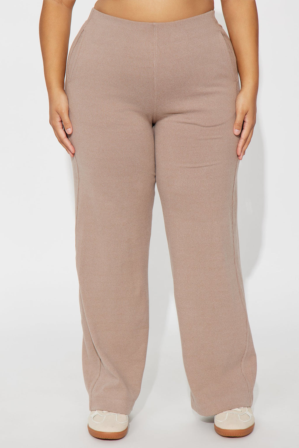 Allie Butter Ribbed Lounge Pant - Taupe