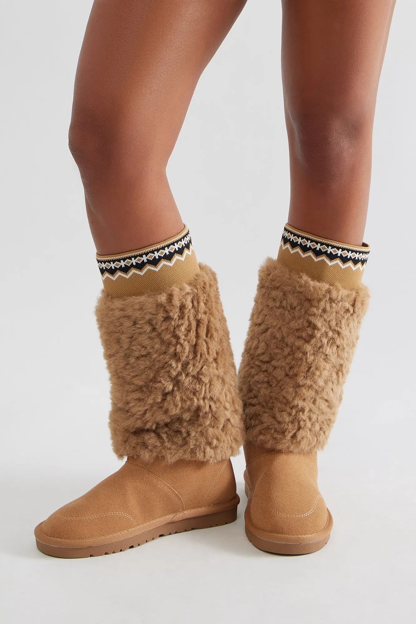 Grizzly Faux Fur Boots - Taupe 