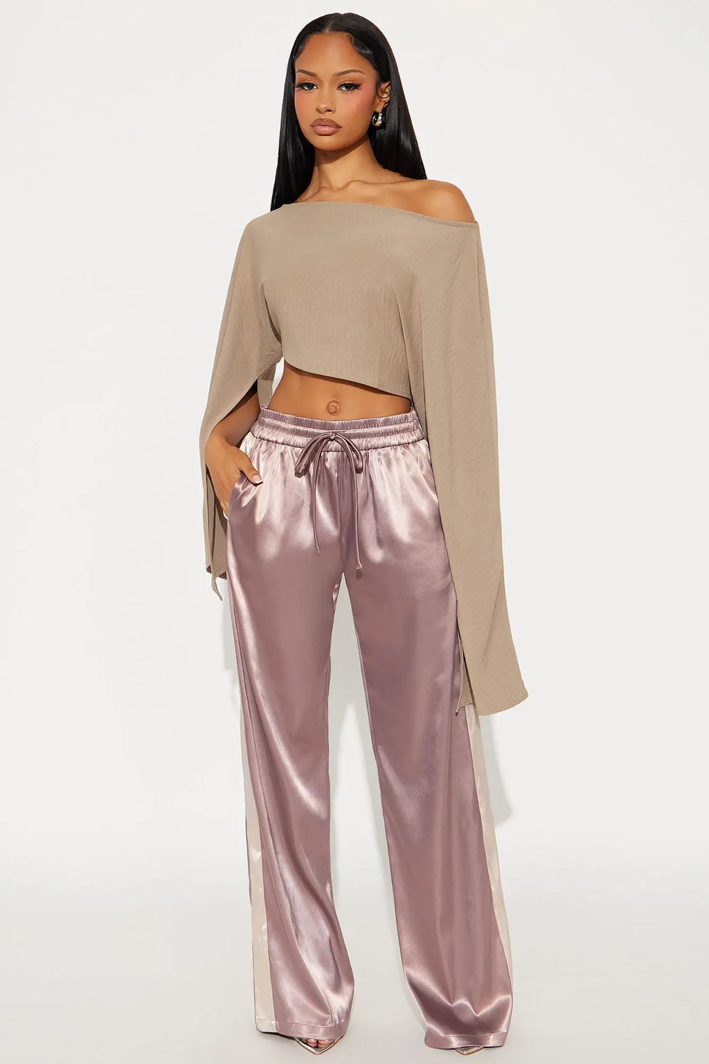 Bossed Up Satin Wide Leg Pant 33″ - Mocha/combo 