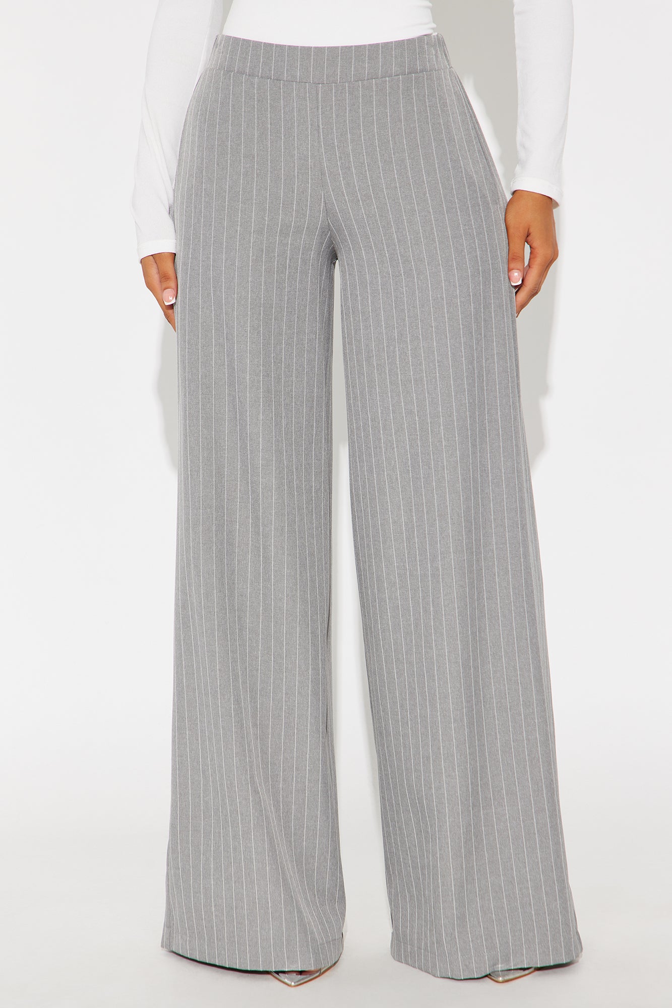 Easy To Wear Pinstripe Wide Leg Pant 32″ - Grey