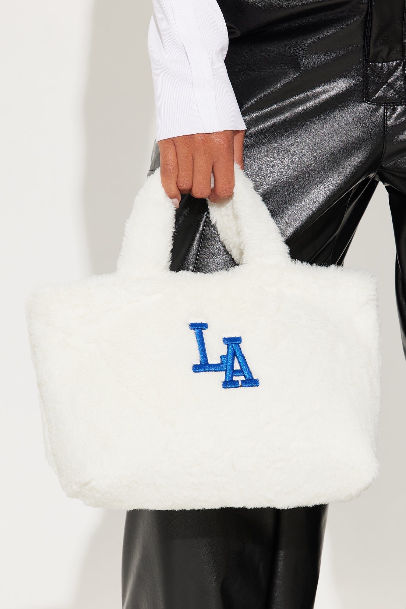 LA Muse Faux Fur Tote - Ivory 