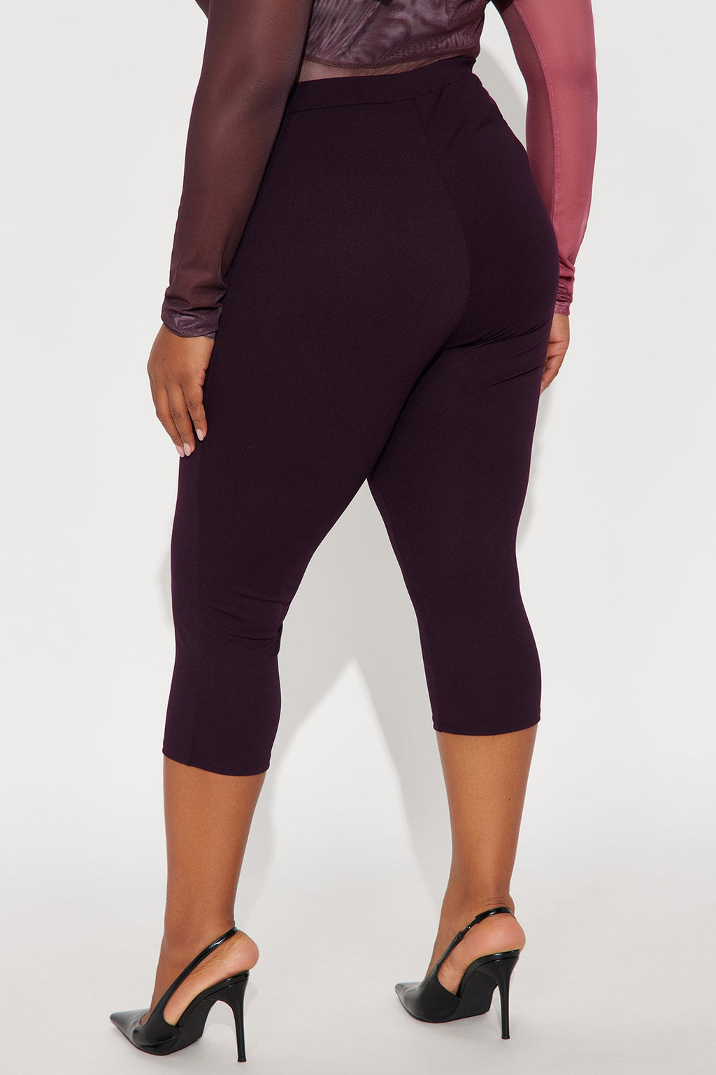 Brenda Mid Rise Knit Crepe Pintuck Capri Legging 21″ - Plum