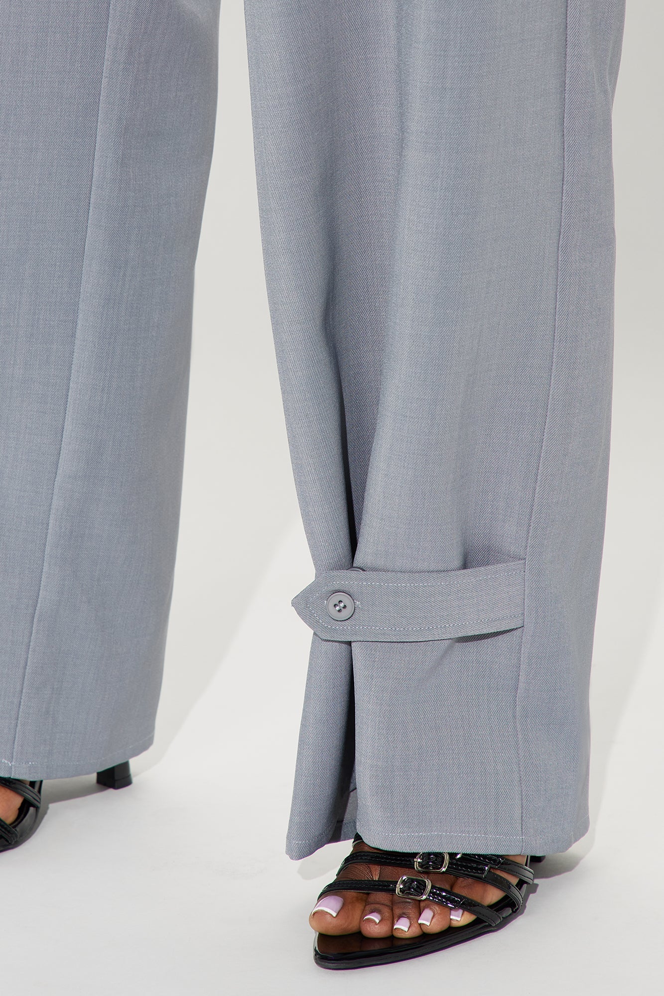 Trending Topic Wide Leg Belted Cargo Pant 32″ - Grey