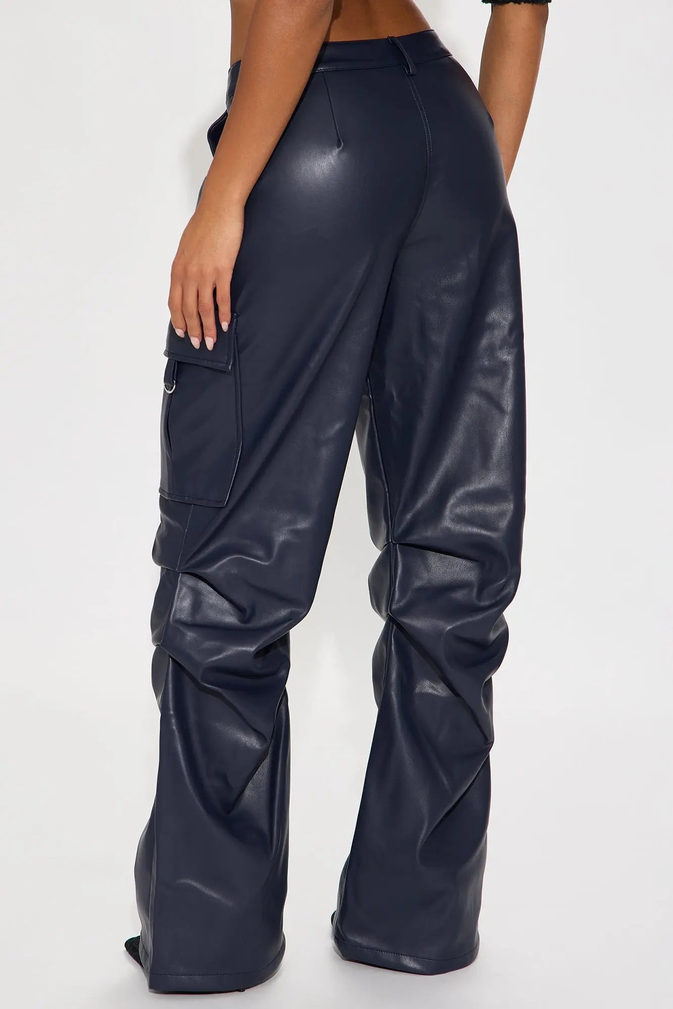 Skylar Faux Leather Wide Leg Pant 33 - Navy 