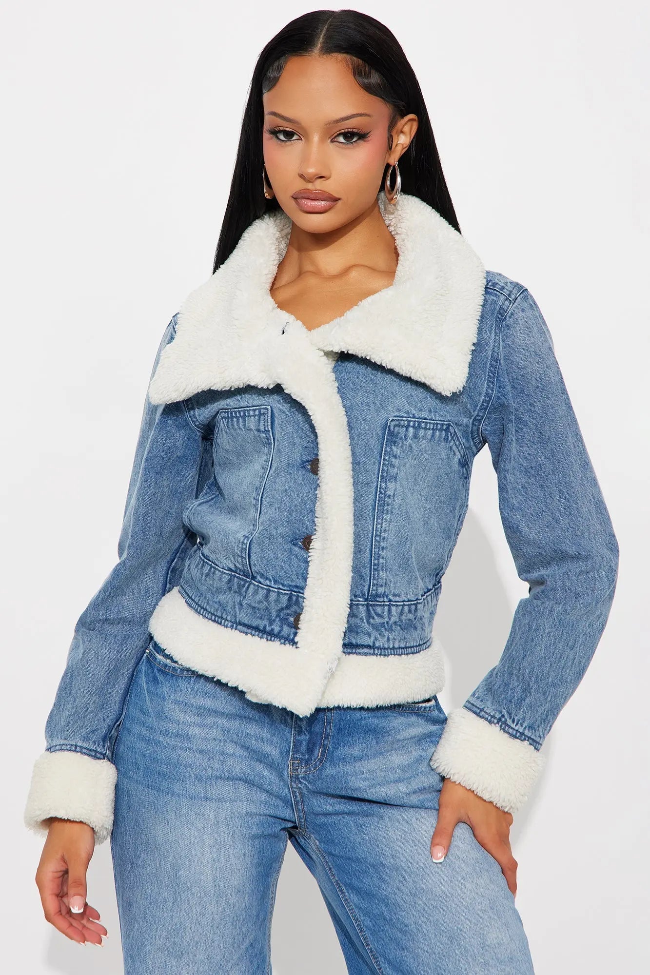 On Cloud Nine Denim Jacket - Light Wash 