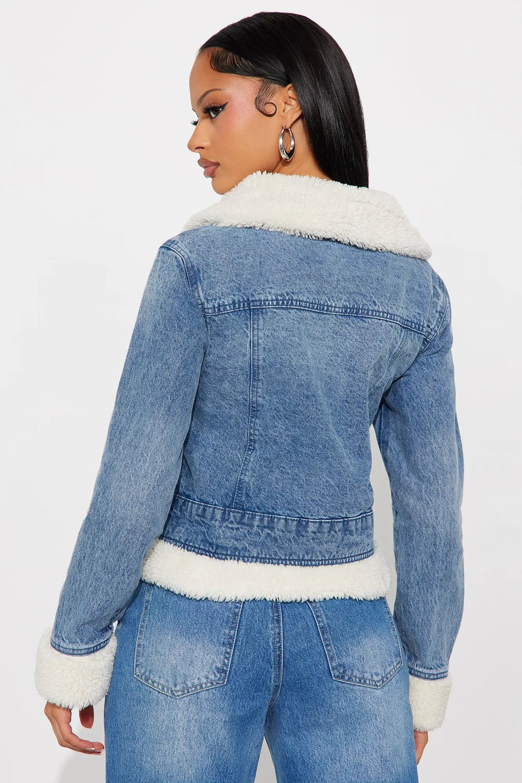 On Cloud Nine Denim Jacket - Light Wash 