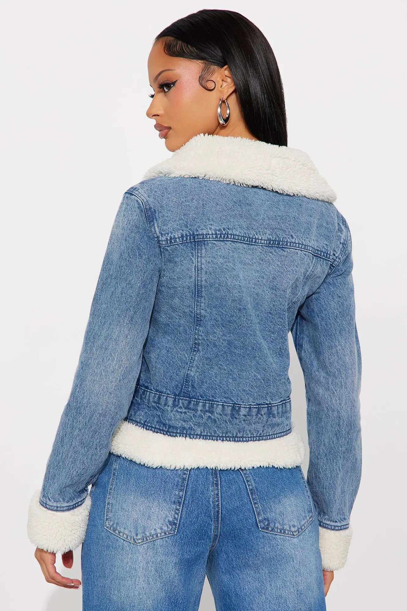 On Cloud Nine Denim Jacket - Light Wash 