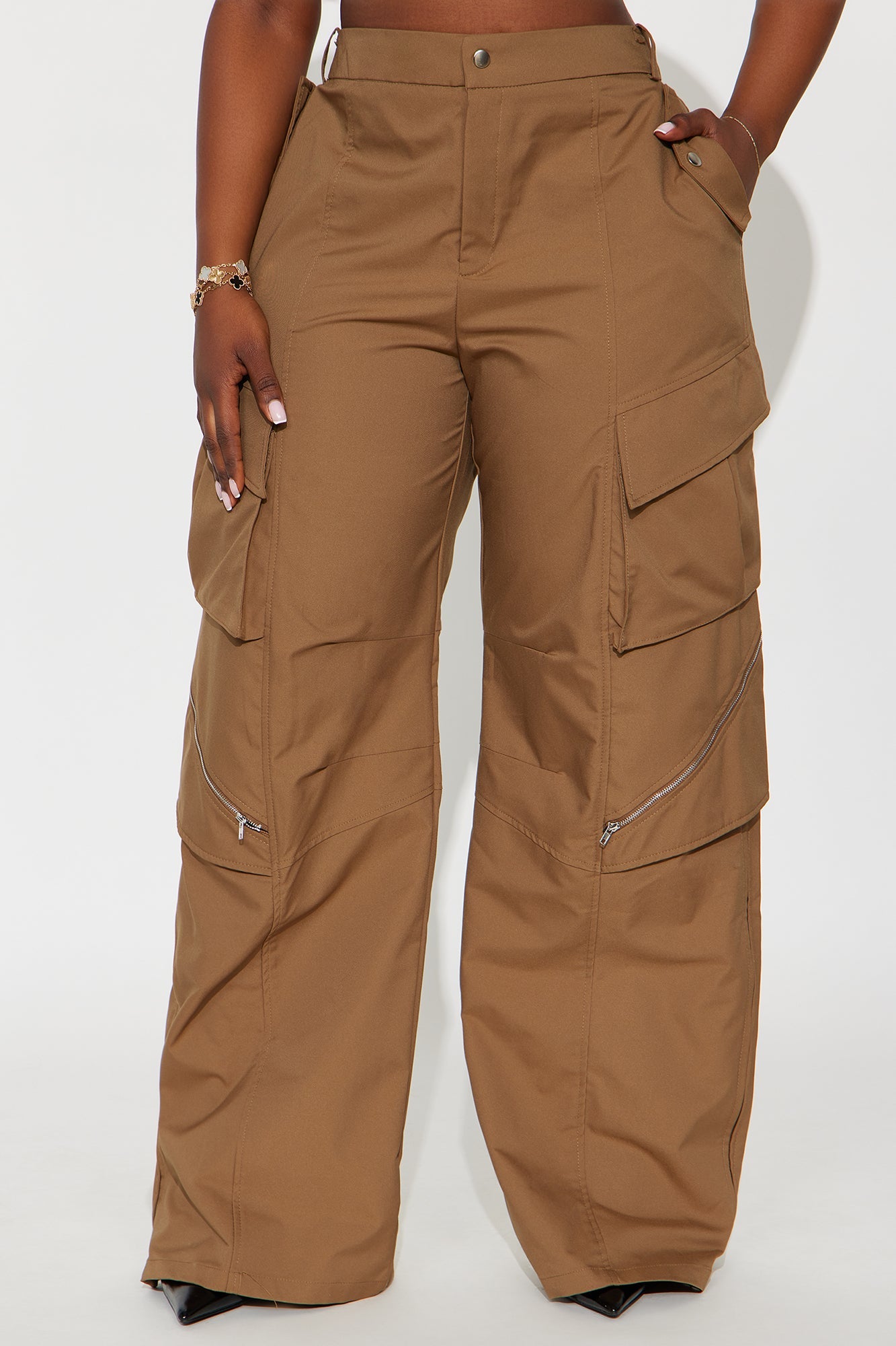 Don't Call Me Windbreaker Wide Leg Cargo Pant 33 - Olive 