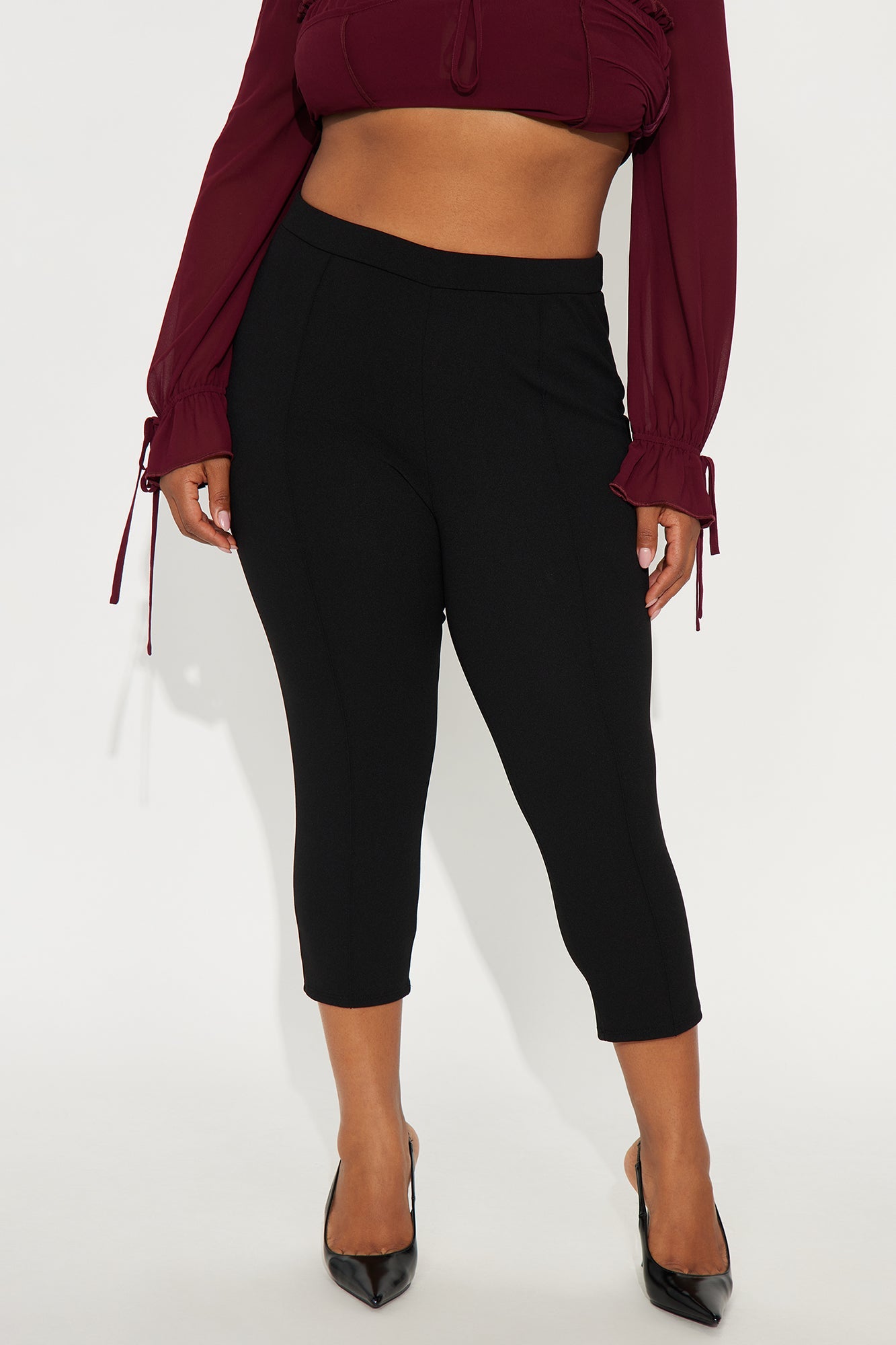 Brenda Mid Rise Knit Crepe Pintuck Capri Legging 21″ - Black