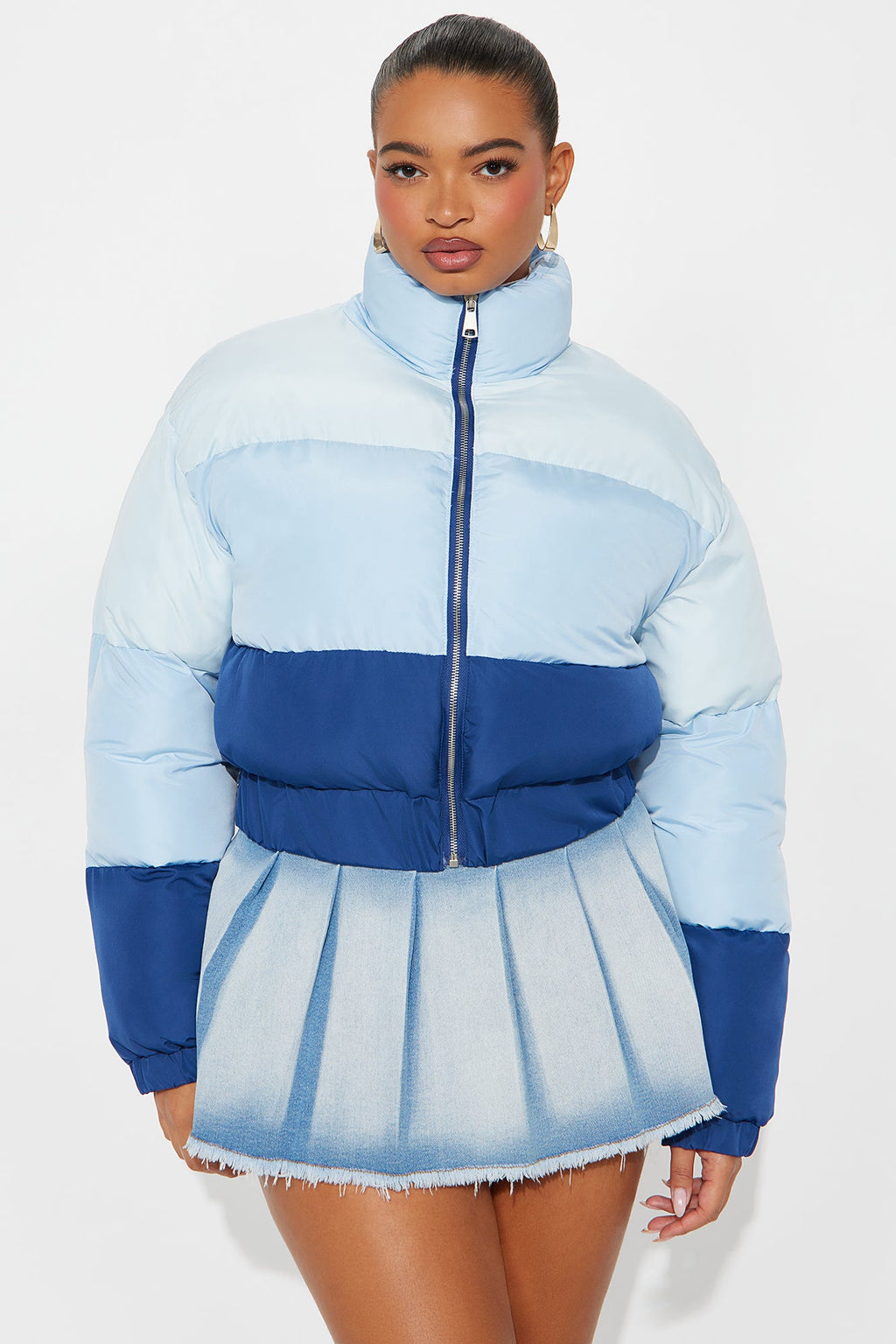 Drip Or Drown Ombre Cropped Puffer Jacket - Blue