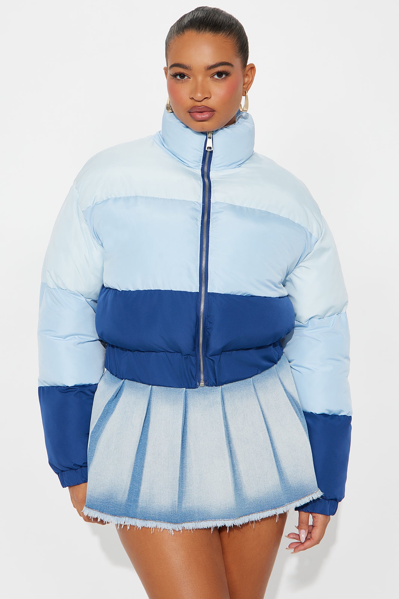 Drip Or Drown Ombre Cropped Puffer Jacket - Blue