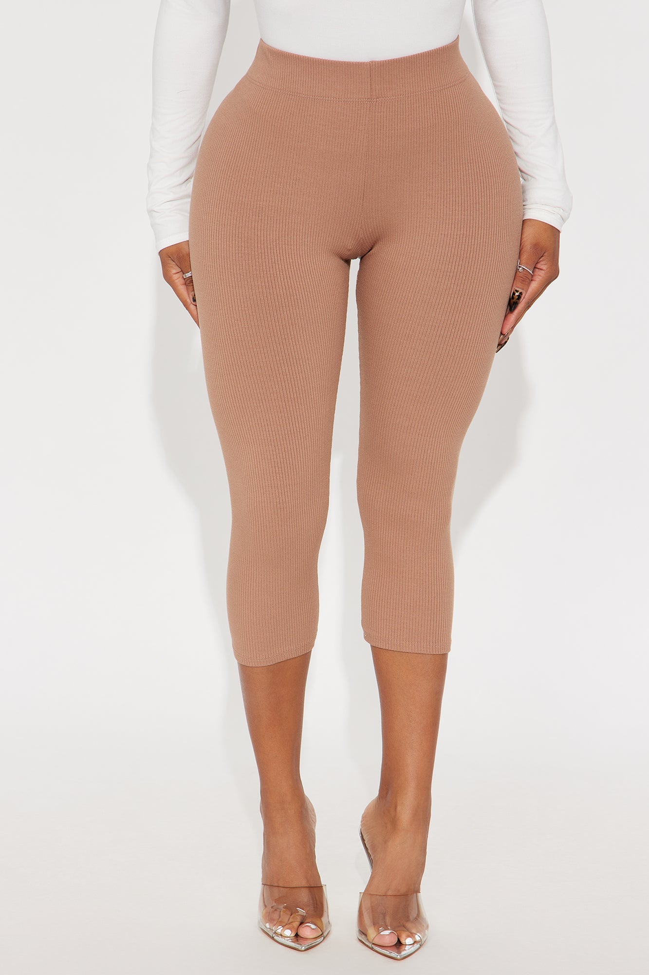 Tory Rib Heavy Contoured High Waisted Capri Legging - Mocha