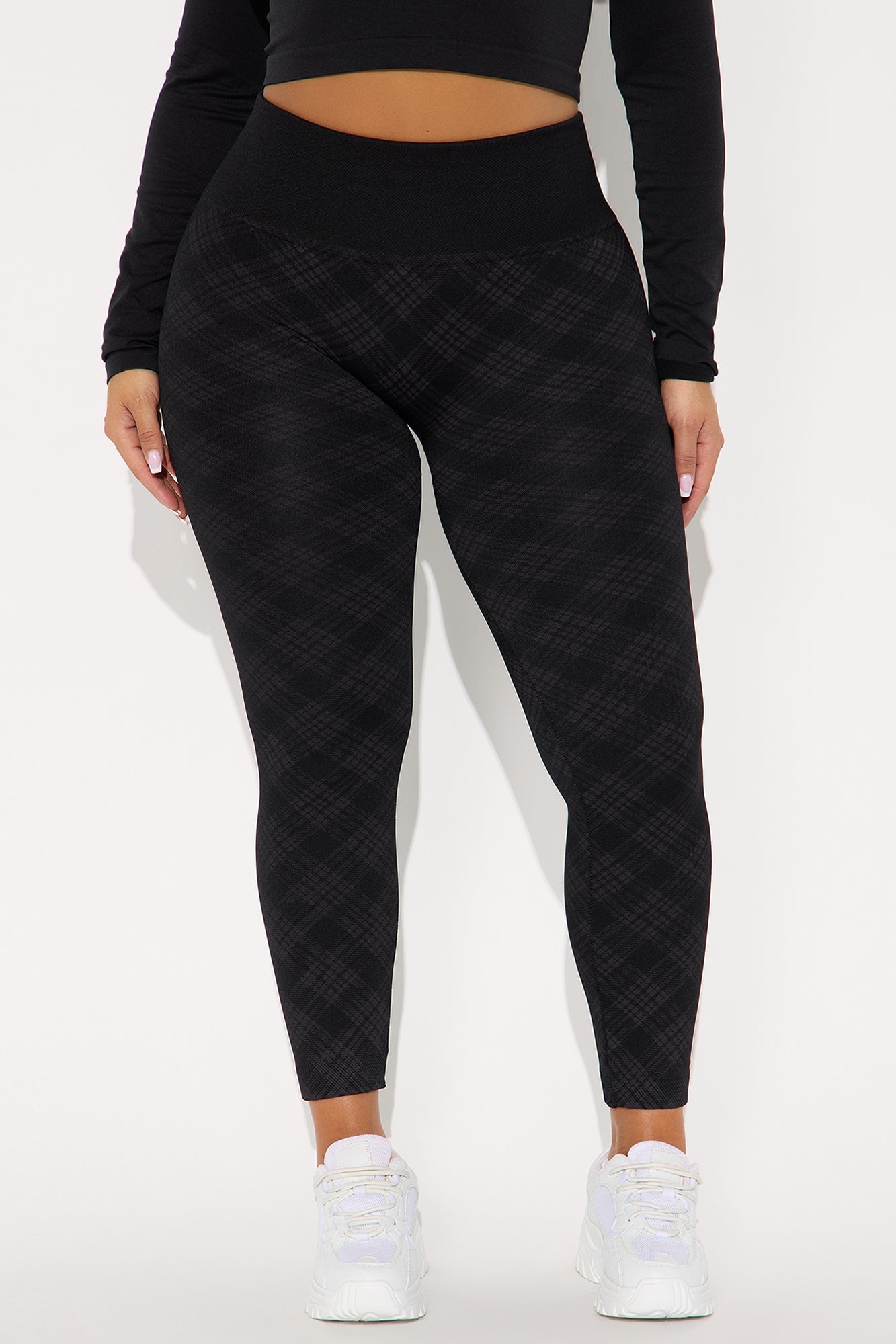 Pay Attention Plaid Fleece Legging 27″ - Brown/combo