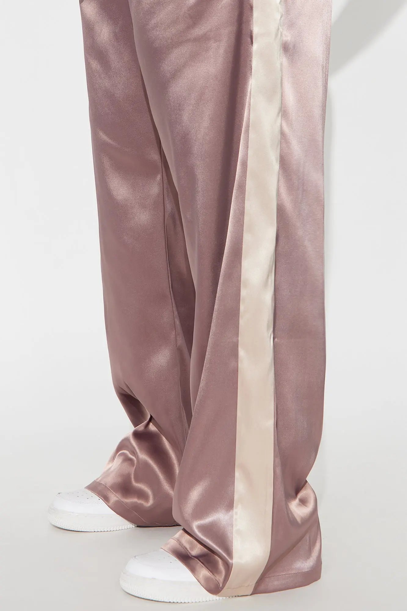 Bossed Up Satin Wide Leg Pant 33″ - Mocha/combo 