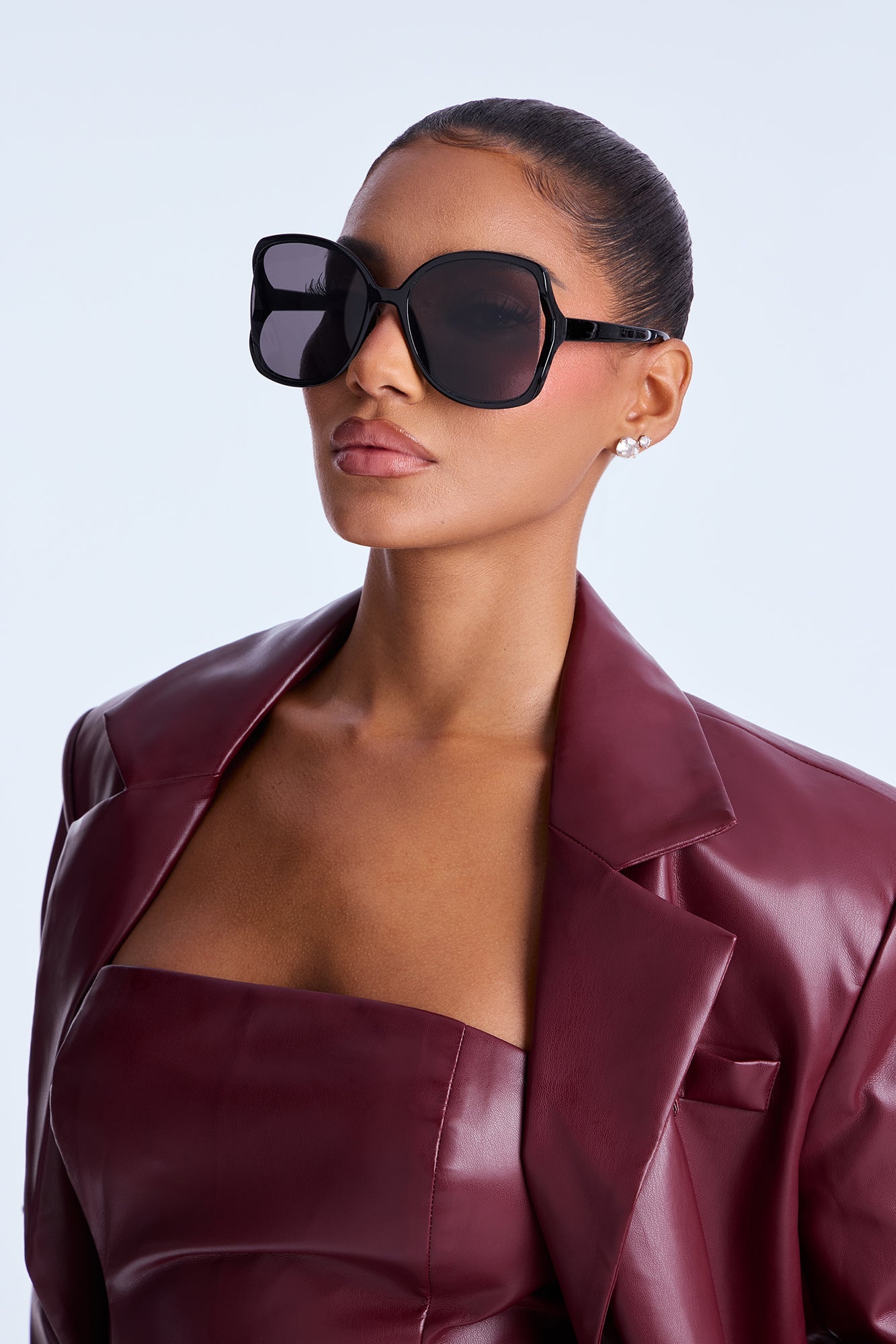 Susanna Sun Round Sunglasses - Black