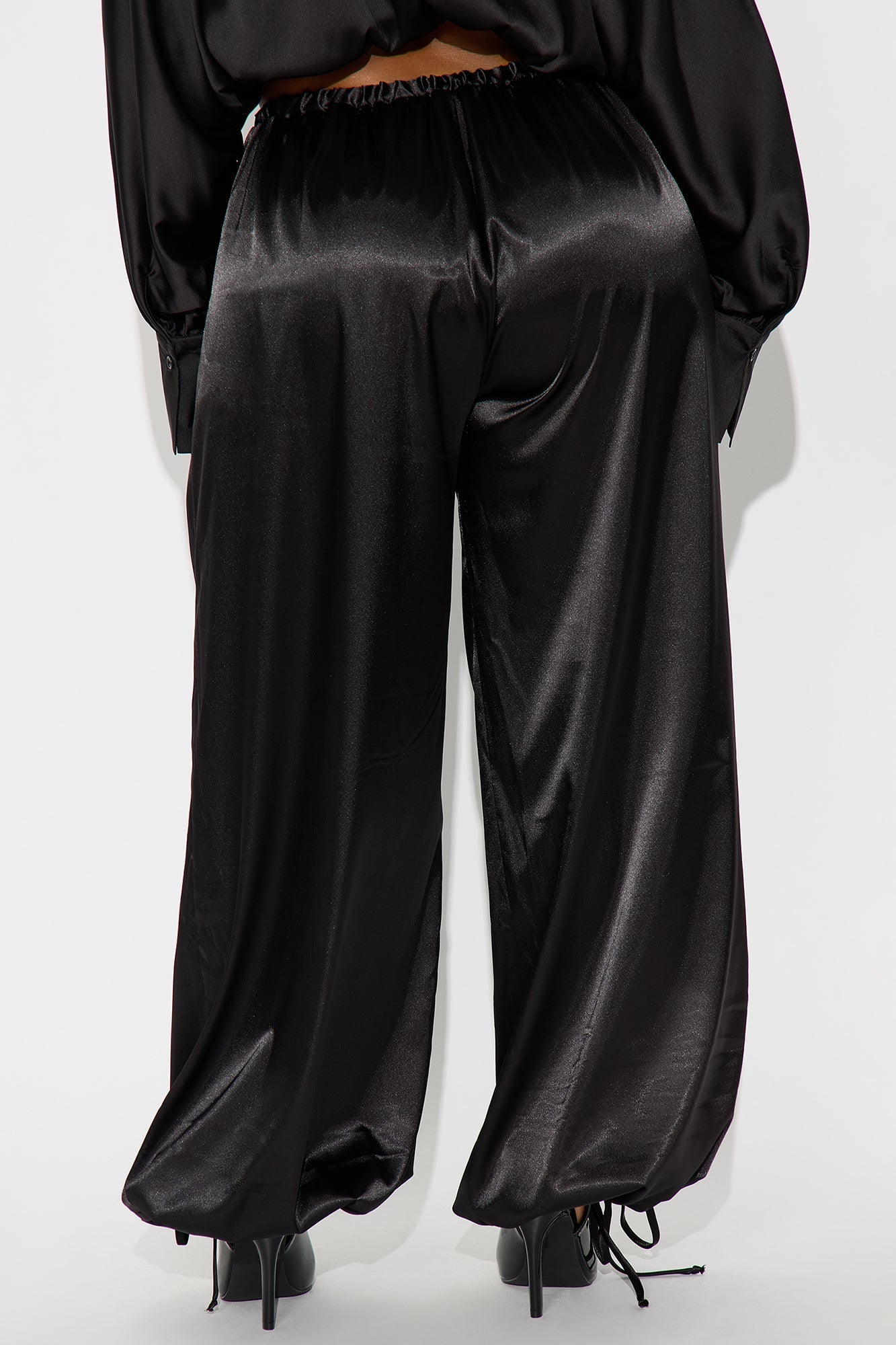 Destinee Satin Balloon Pants 29″ - Black