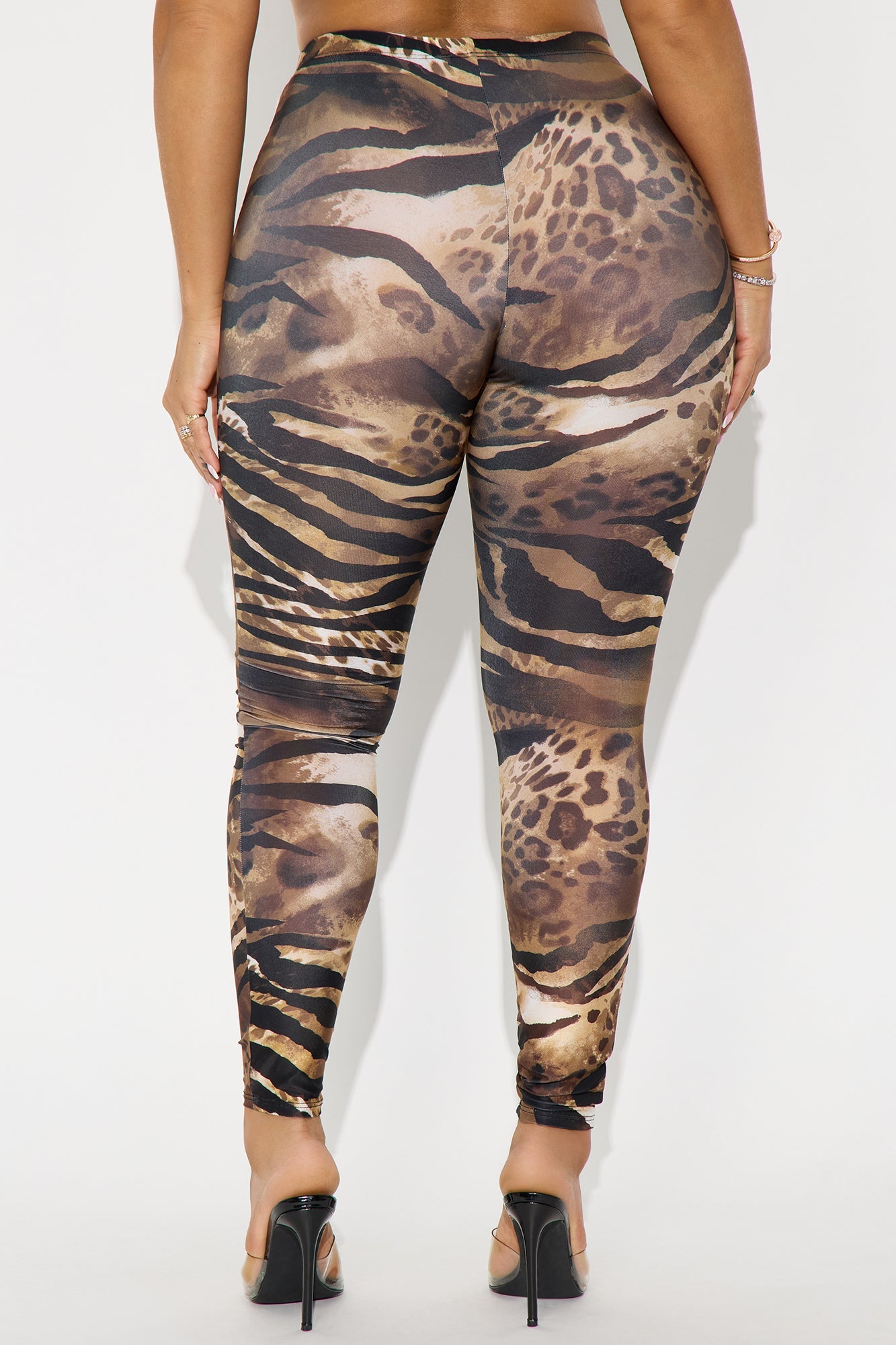 Emmy Animal Print Mid Rise Capri Legging - Brown/combo