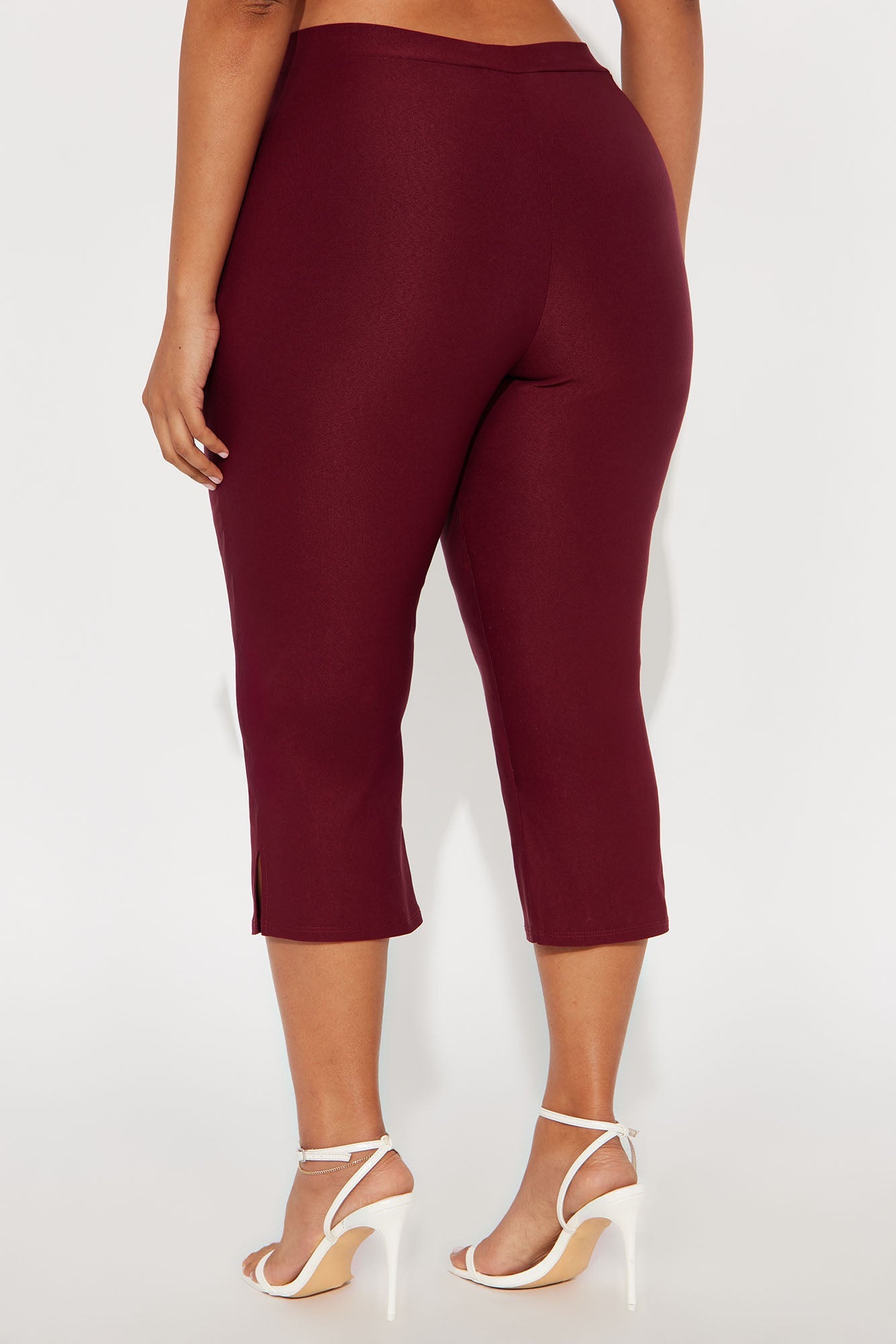 Natalia Millennium Capri Skinny Pant 20″ - Burgundy