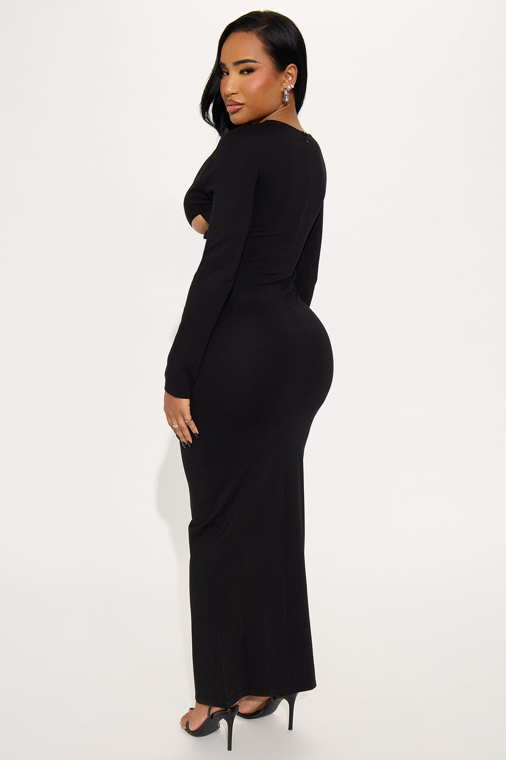 On Fleek Cut Out Maxi Dress - Black