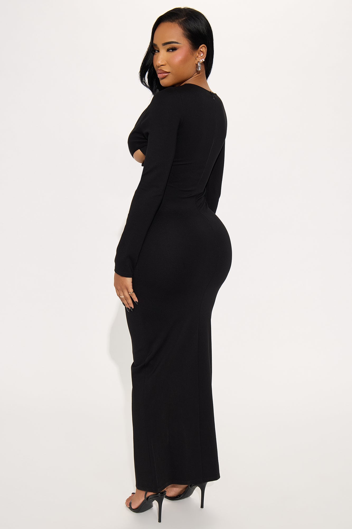On Fleek Cut Out Maxi Dress - Black