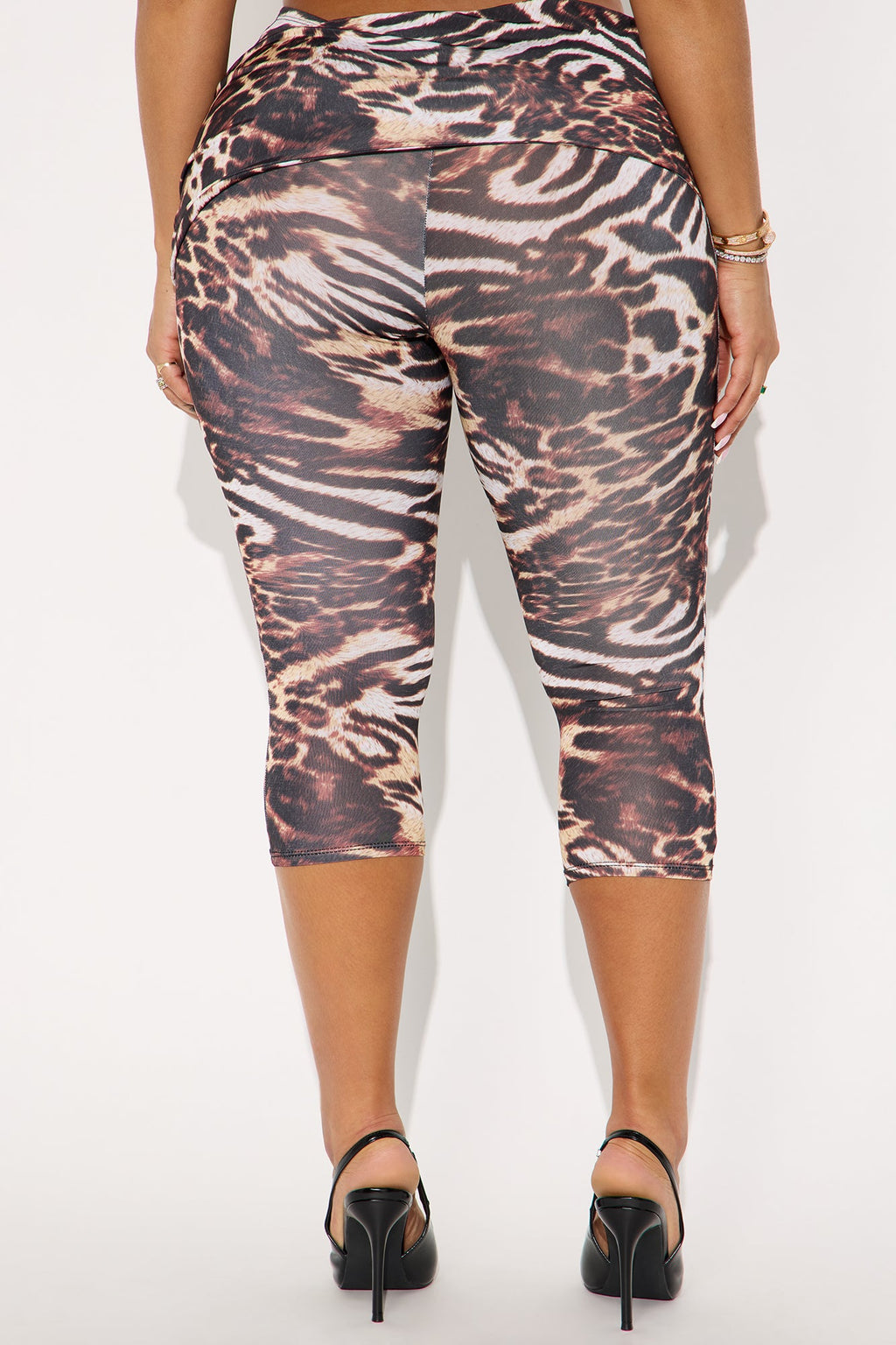 Wildly Seductive Leopard Capri Legging - Taupe/combo